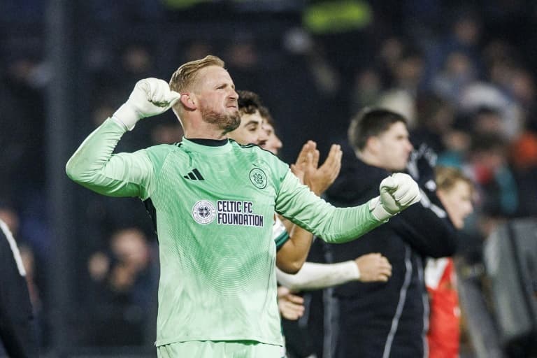 Celtic Goalkeeper Schmeichel's Struggle Sends Fear Up Fan Ranks: Could It End Their Chances in the Premiership?