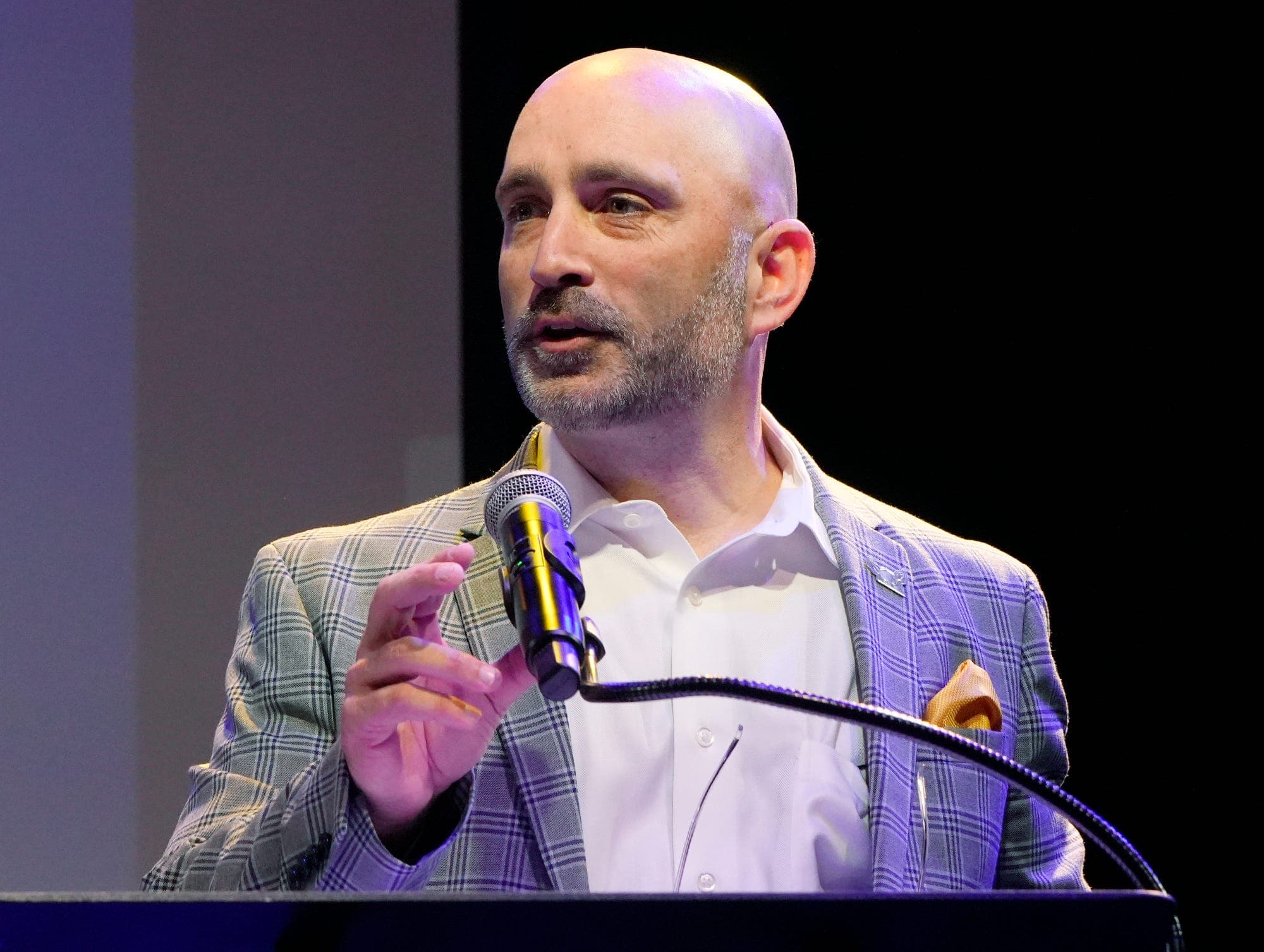 Dustin Ford's family gives Akron basketball belief he's ready. Opinion