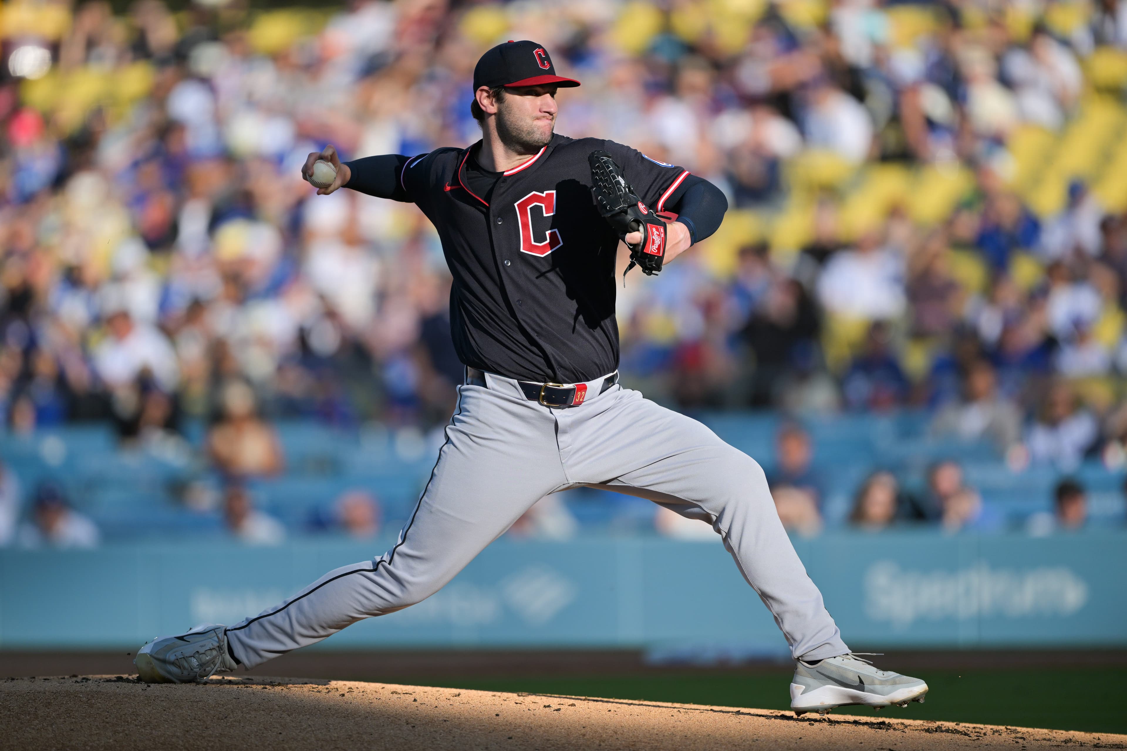 Gavin Williams, Jose Ramirez power Guardians over Dodgers in LA
