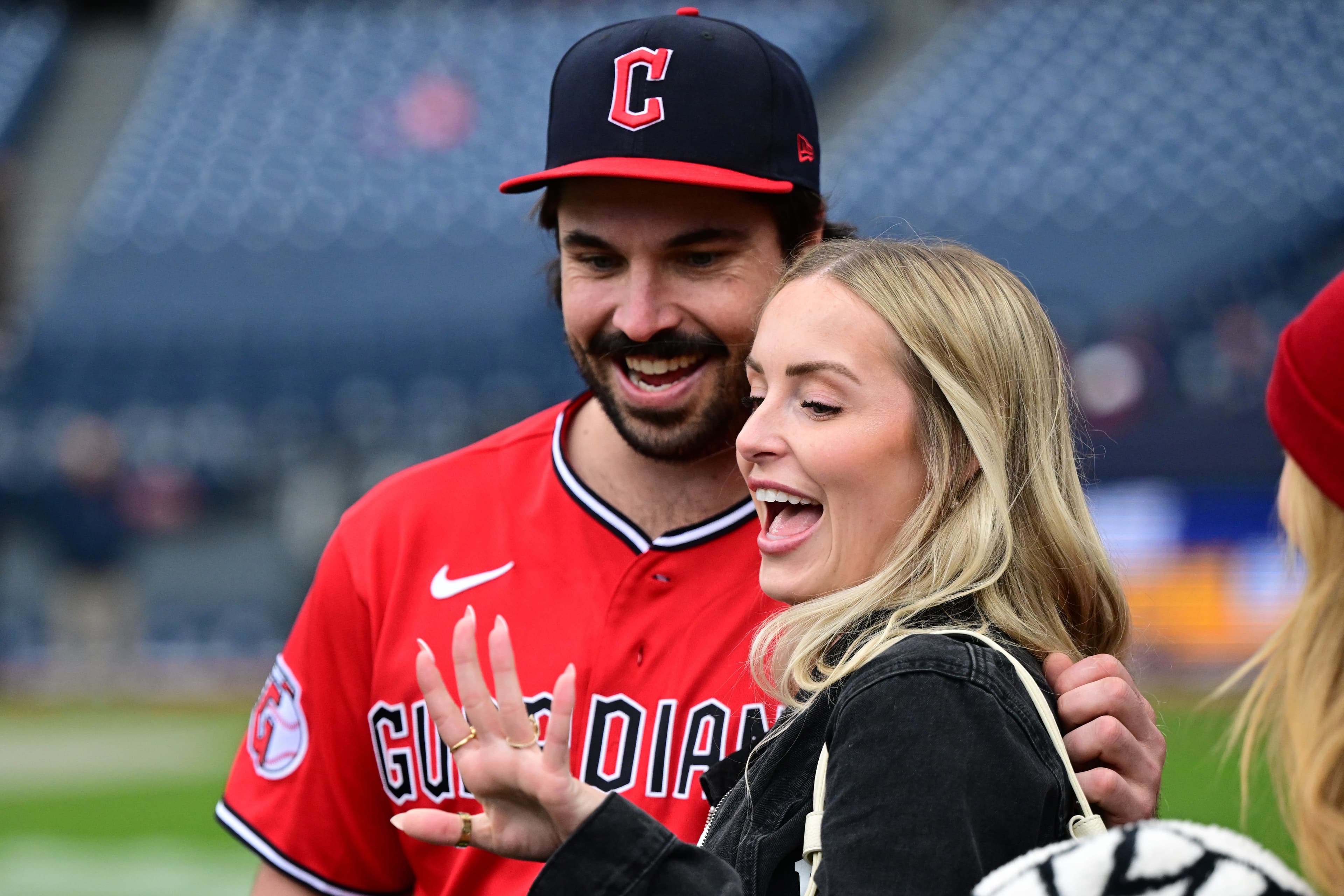 Guardians catcher Austin Hedges proposes to Lexi Dickinson after win