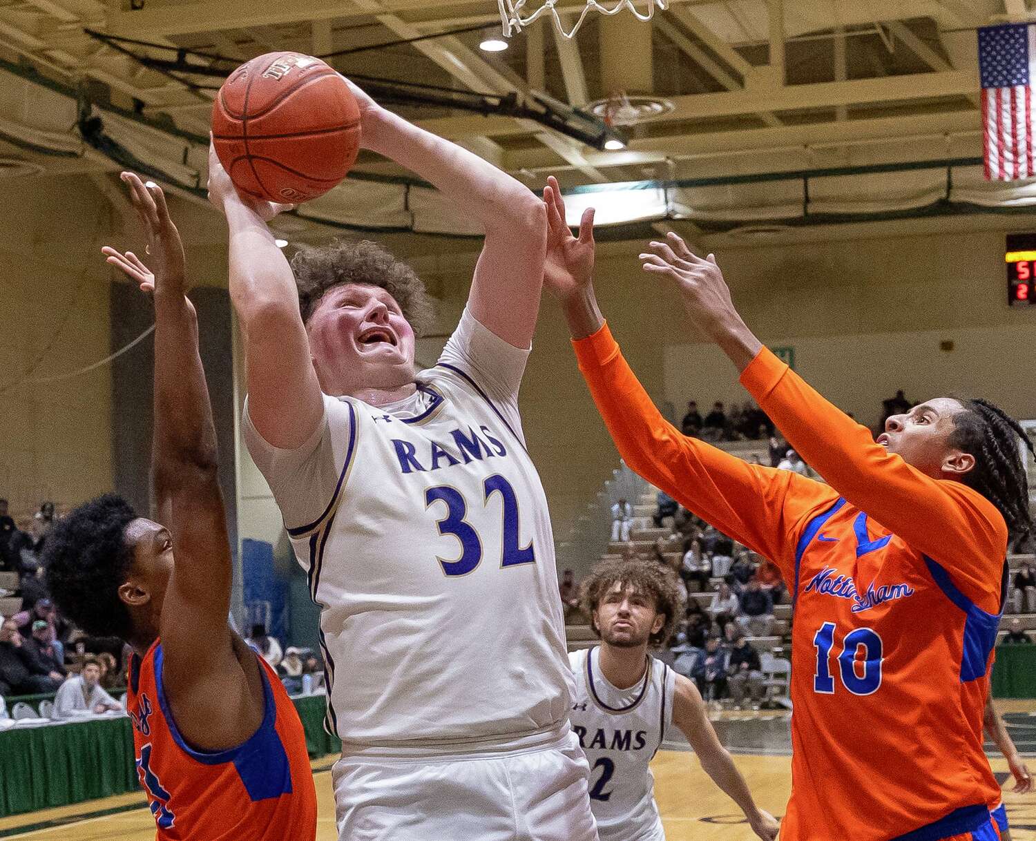 Amsterdammers Dominate with Perfect Shot to Secure Sweet Victory in Regional Final!