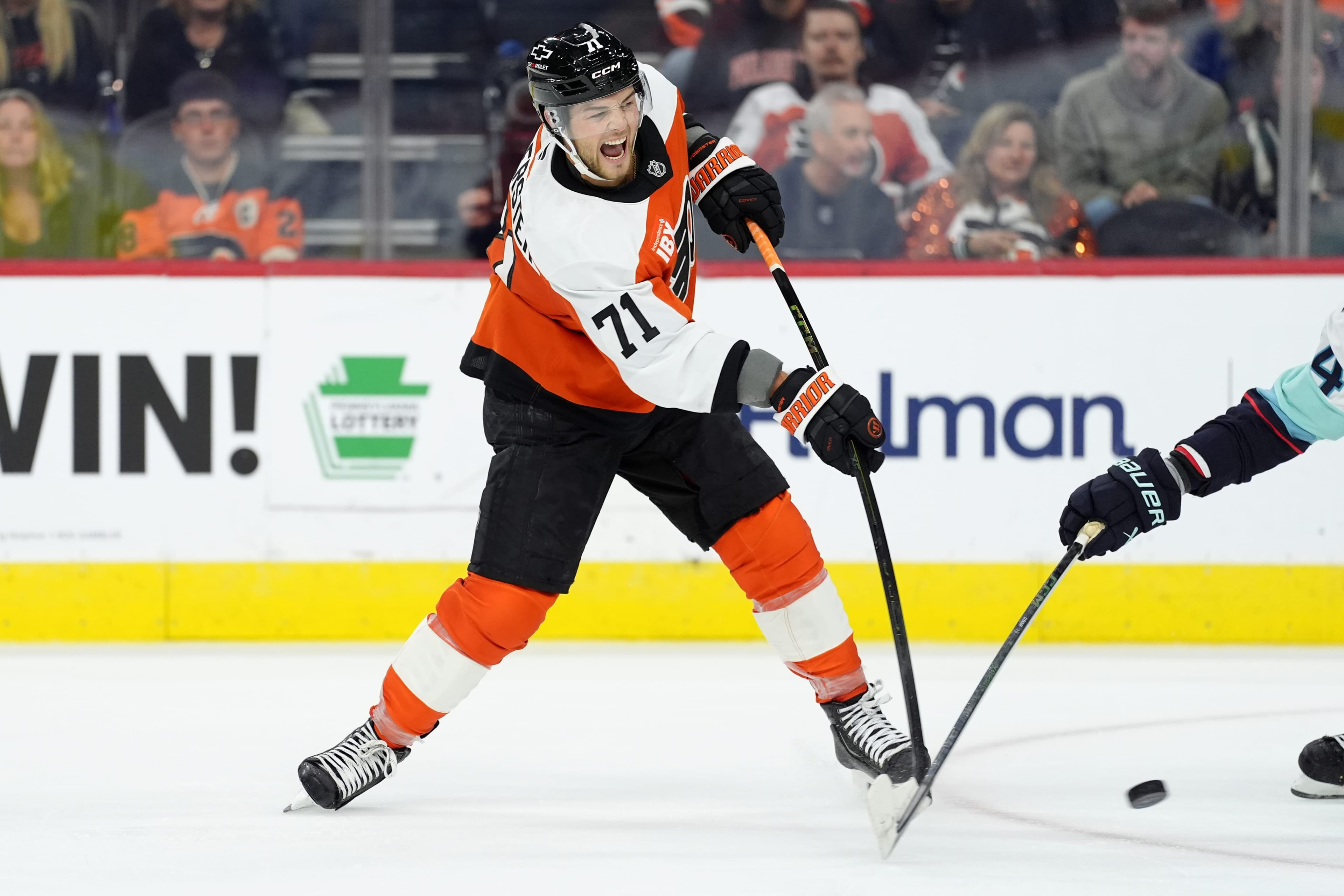 Instant reactions: Tyson Foerster scores in return, Flyers blow big opportunity in loss to Red Wings