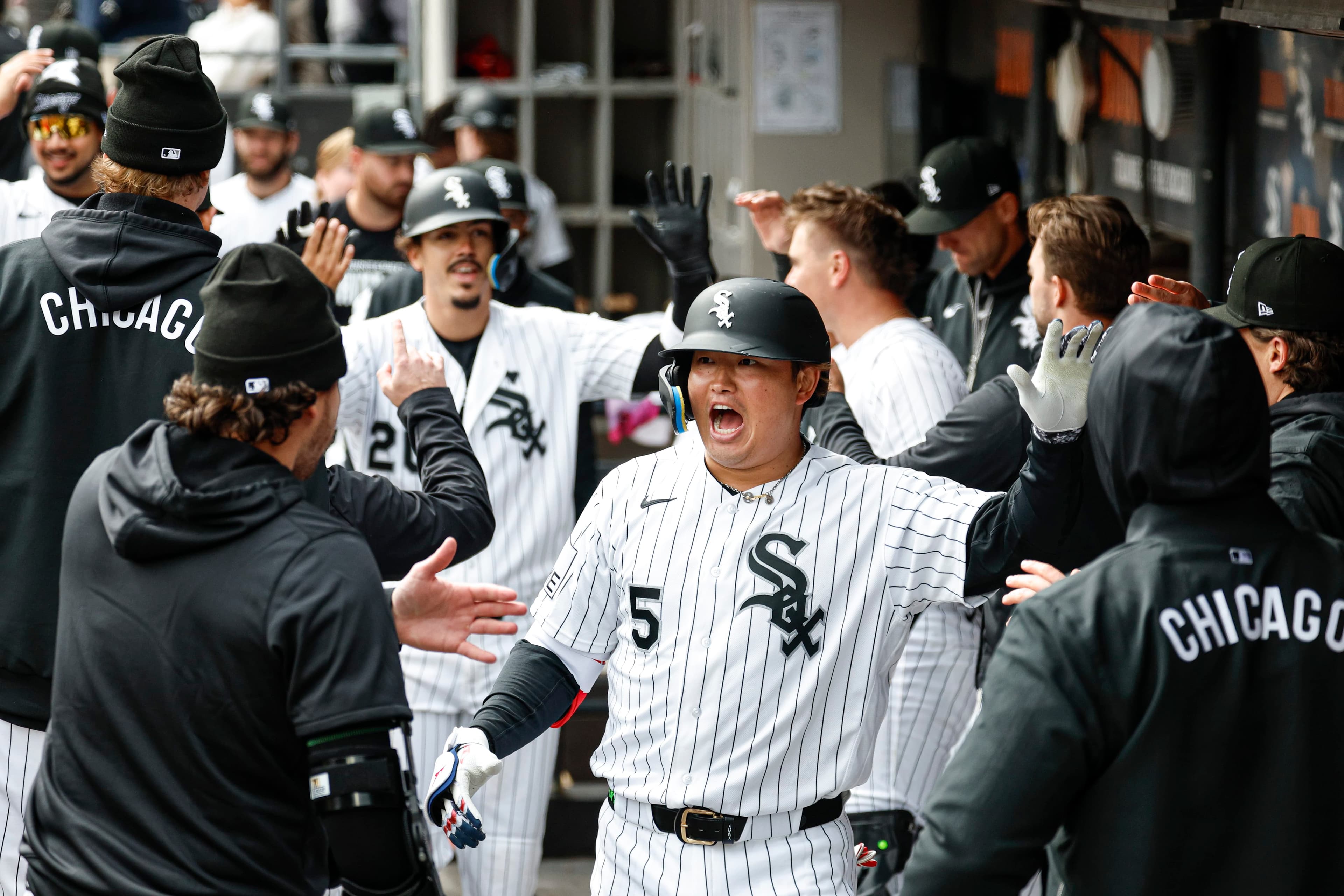 Settling in at home, White Sox take big series