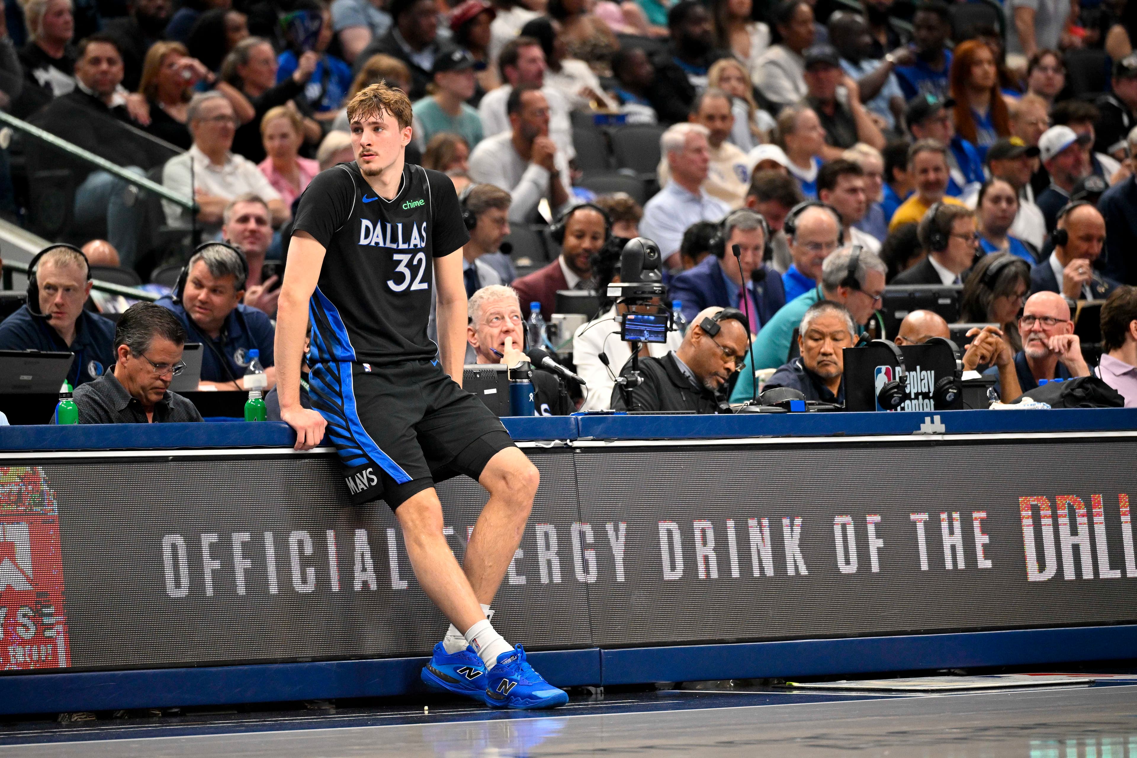 Instant Reactions: Wolves physicality hampers Cooper Flagg