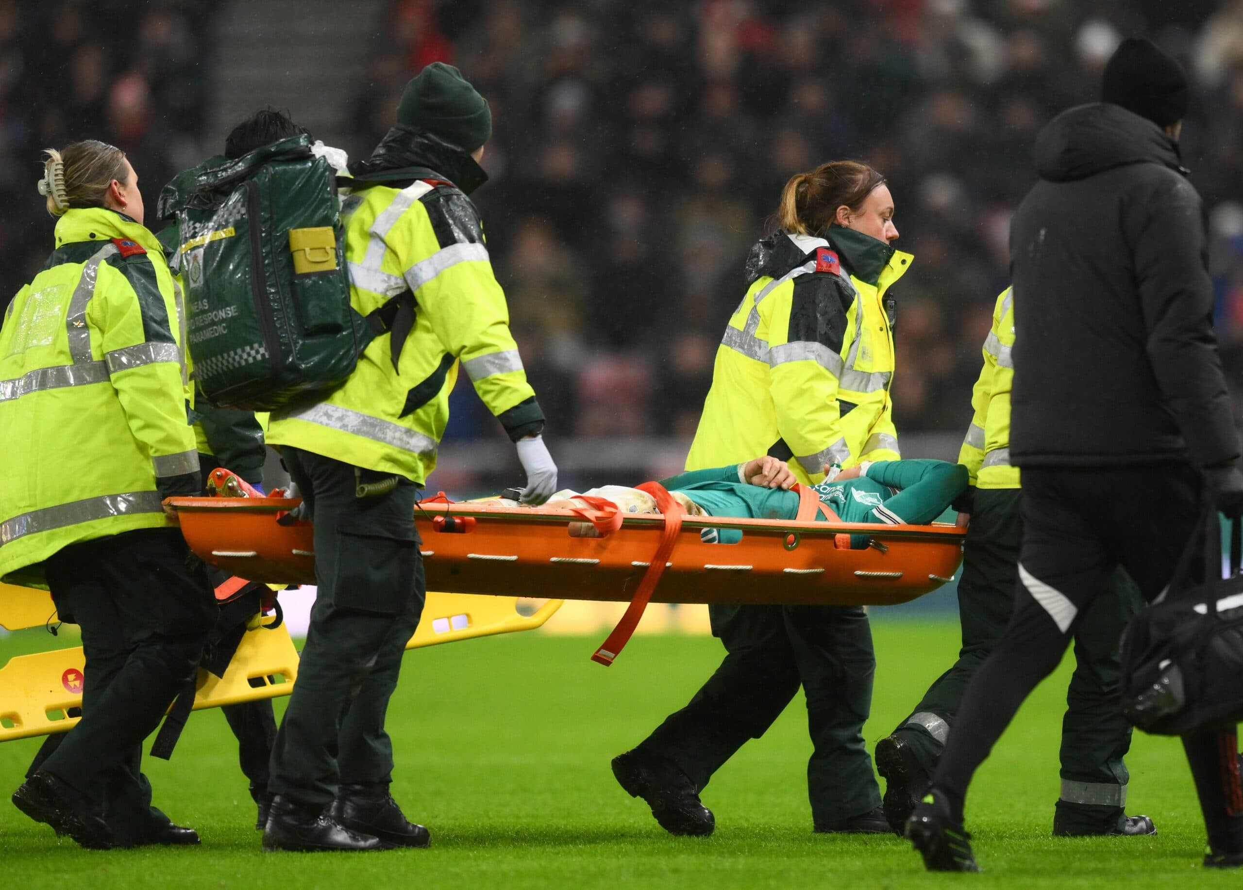 “I was crying a little bit” – Liverpool star sends emotional message to fans after injury blow