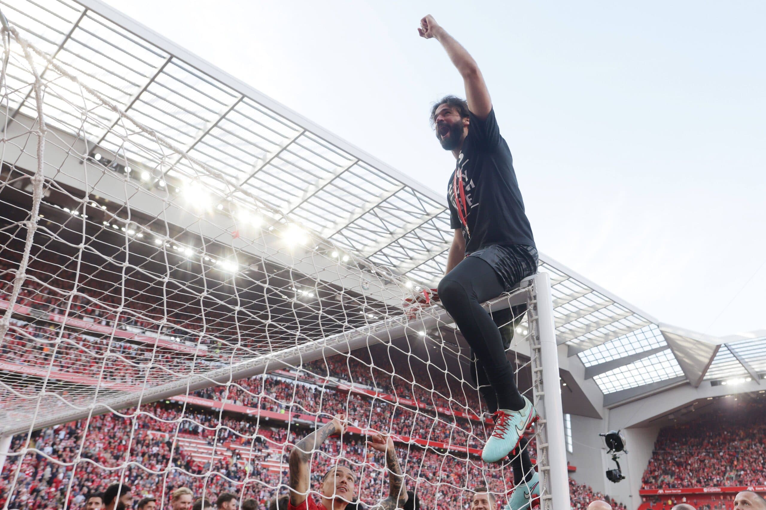 Report: Juventus make Reds’ greatest ever their top summer target
