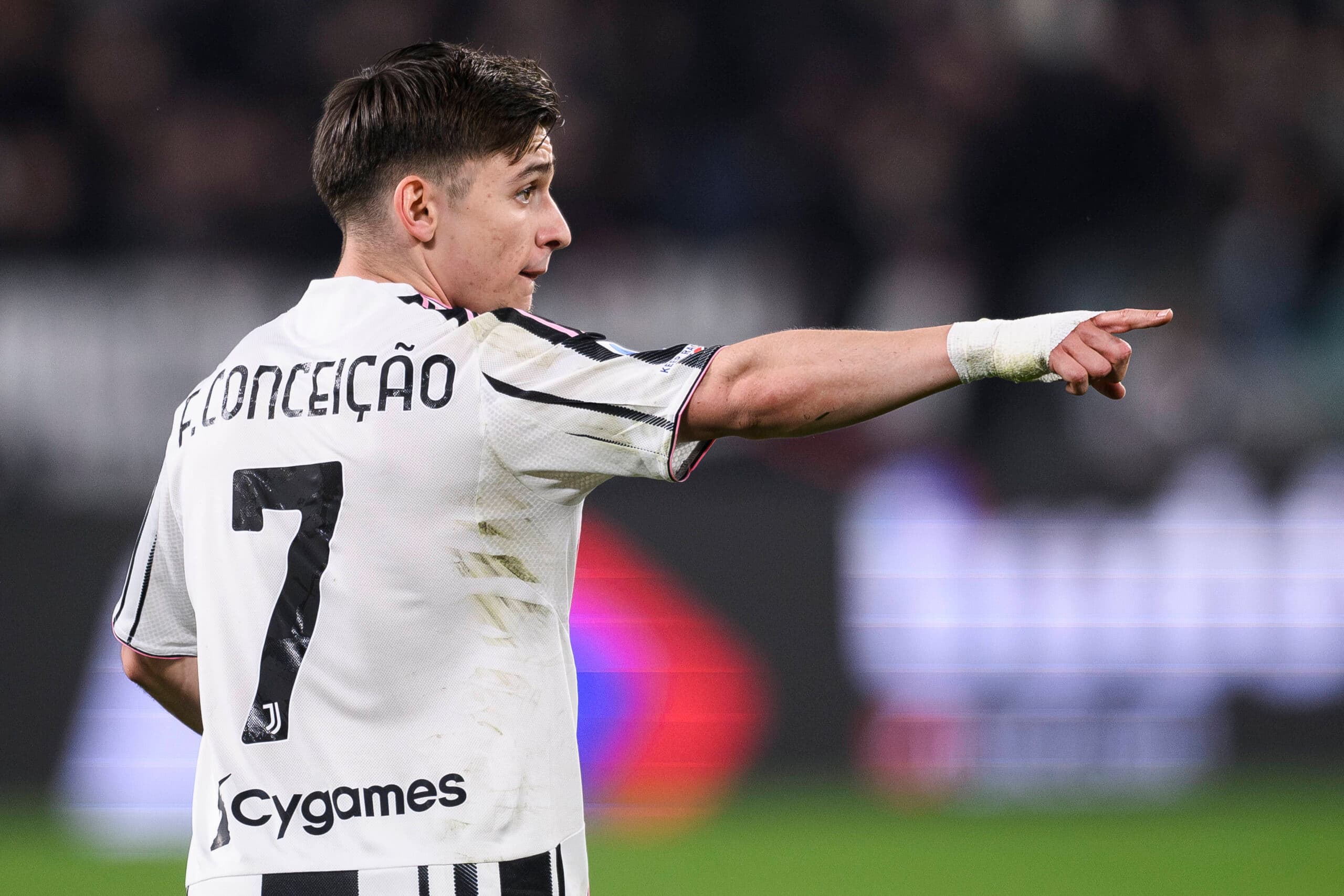 Serie A winger linked with Liverpool as Salah replacement