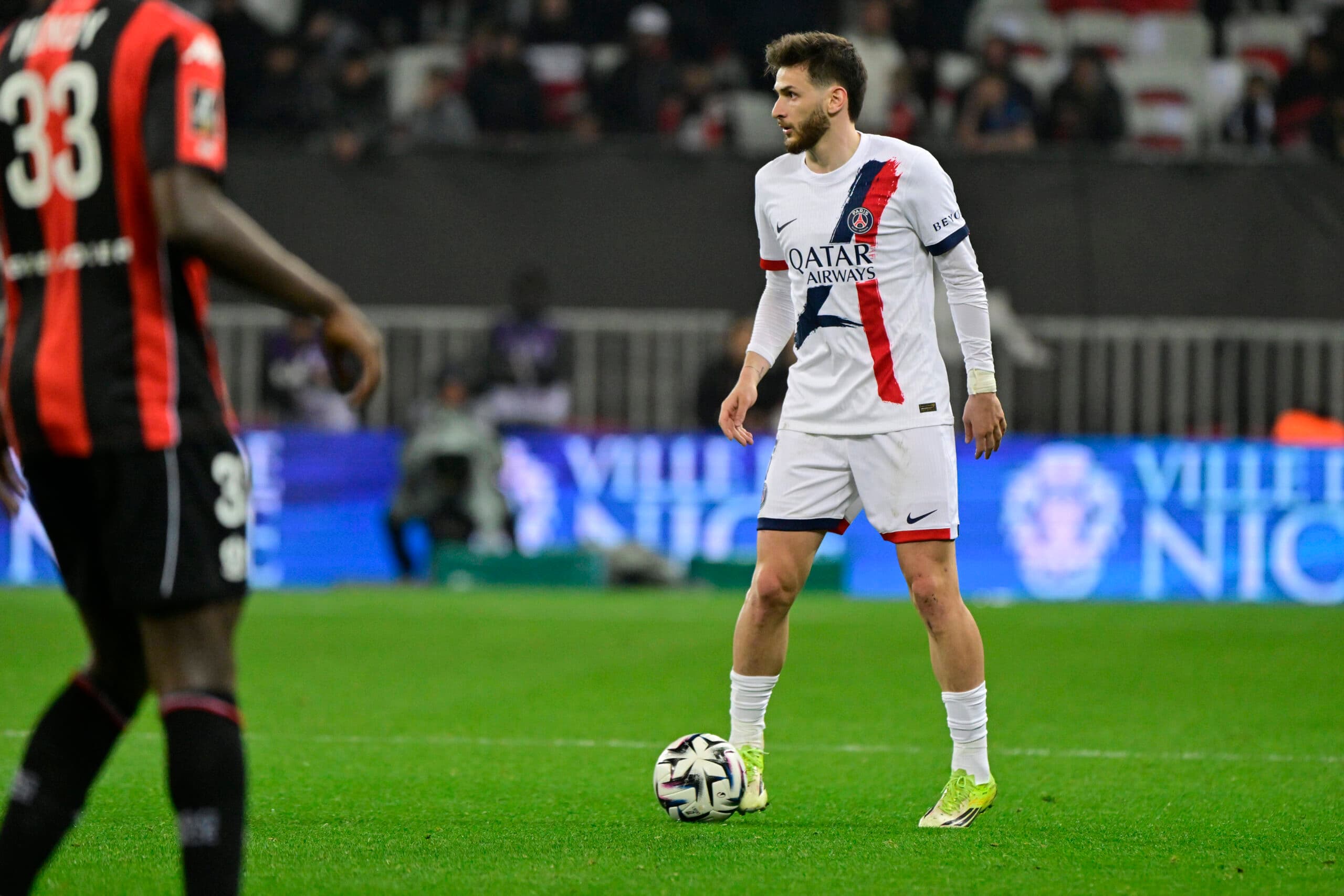 Report: Liverpool’s chances of signing Kvaratskhelia revealed as PSG hold stance