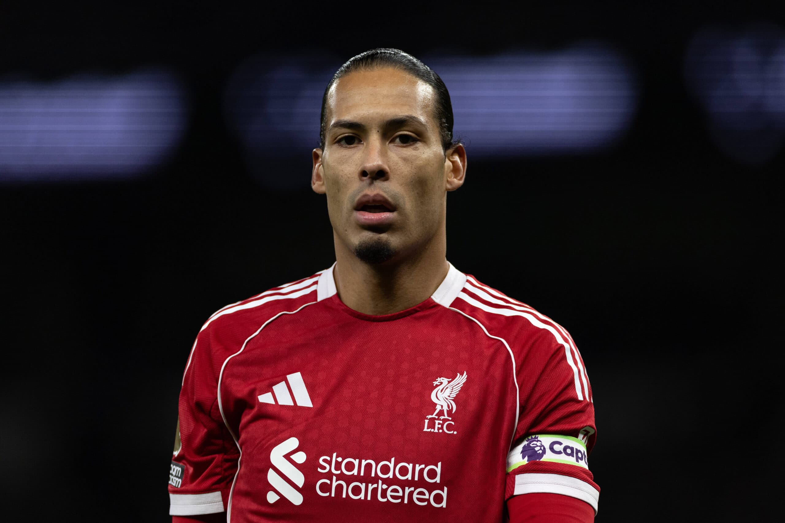 Legendary Loyalists Spark ‘Silber’ Support for Reds' Top Crown!