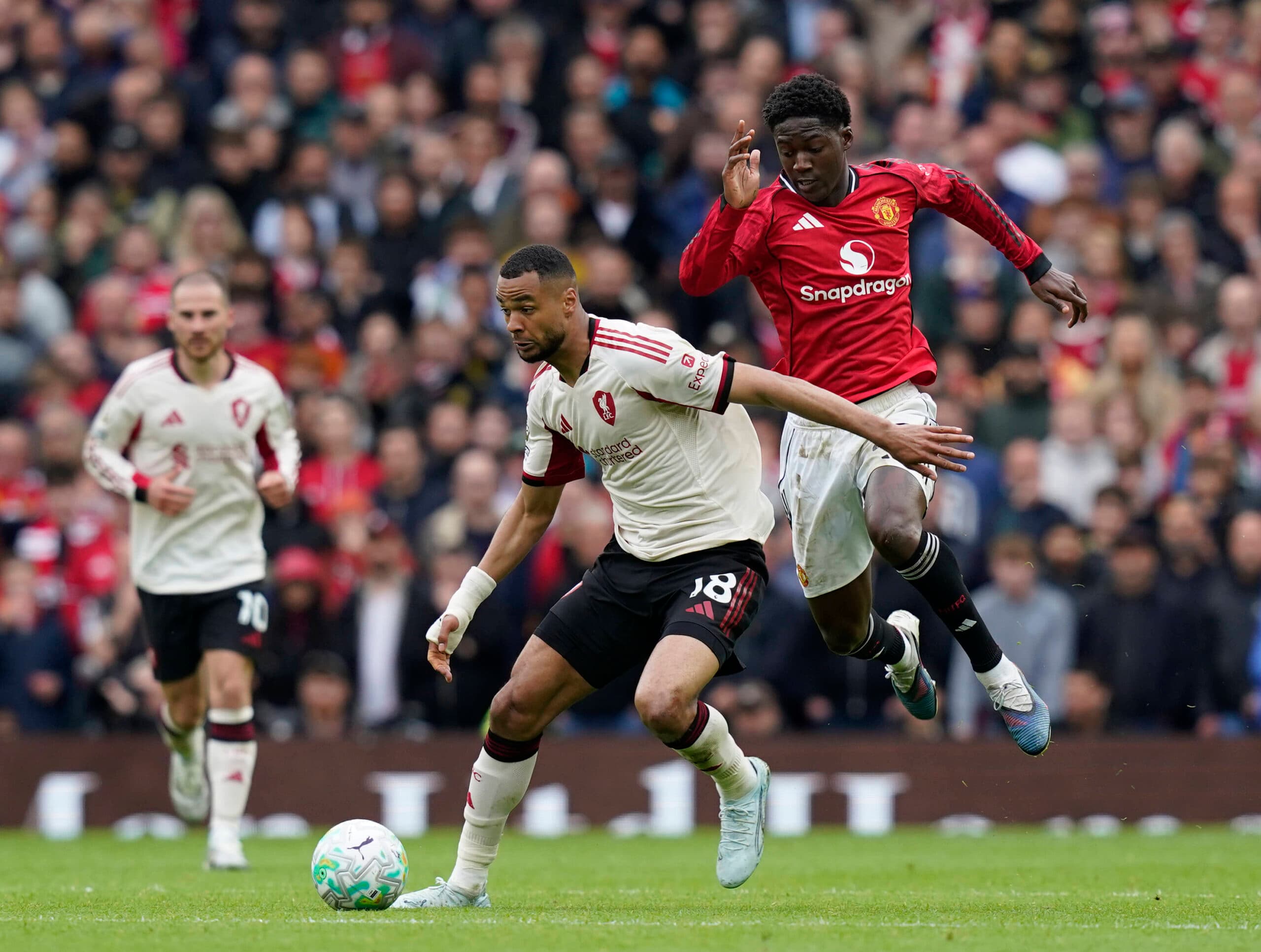 Match Report: Liverpool Left Frustrated As United Claim 3-2 Premier League Win