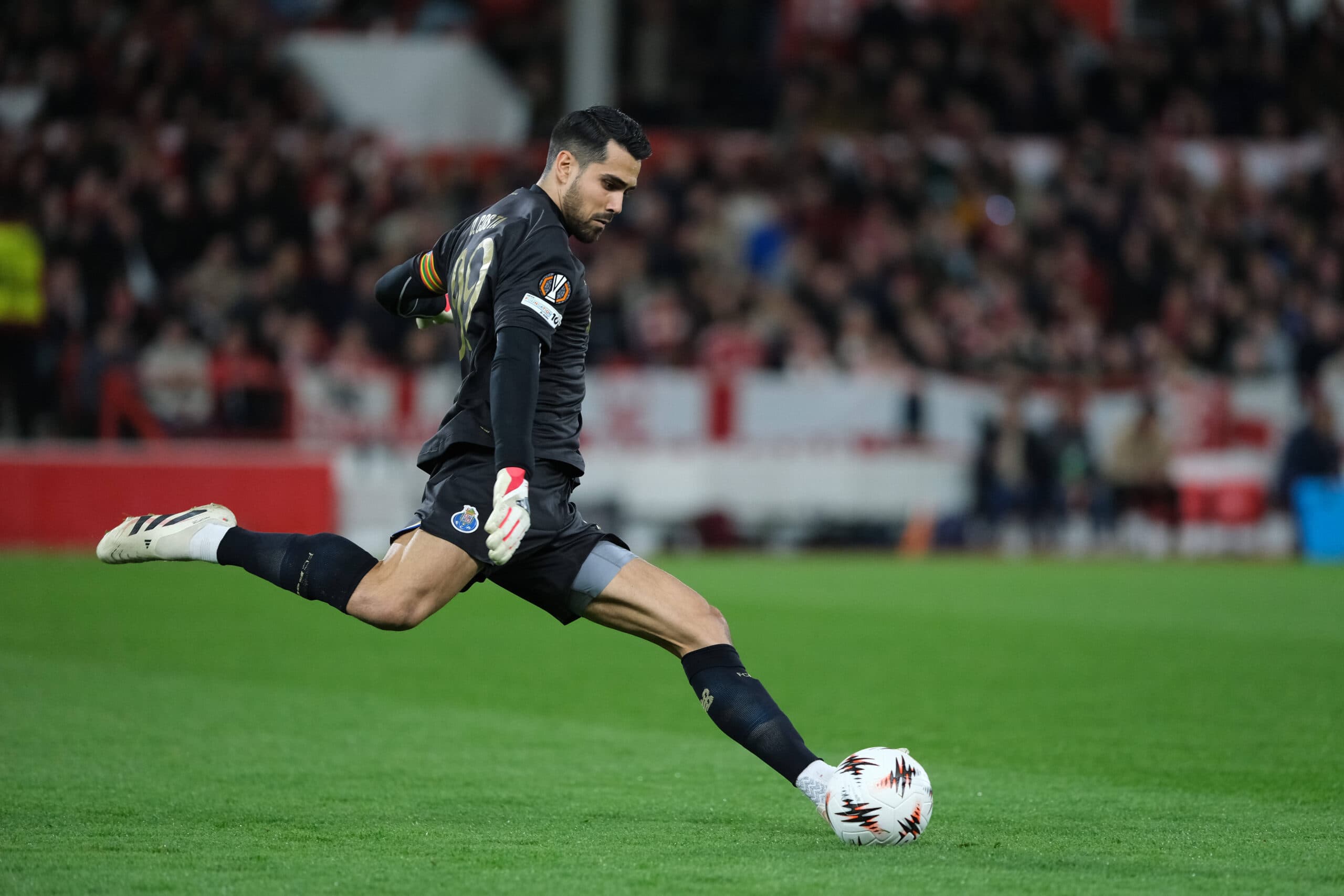 Report: Liverpool could trigger £52m release clause to replace club legend