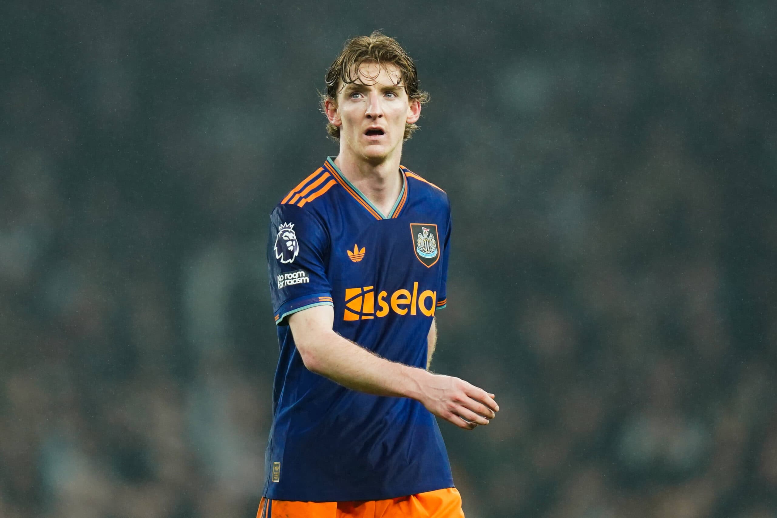 “He’s lightning fast” – Liverpool considering move for Premier League forward