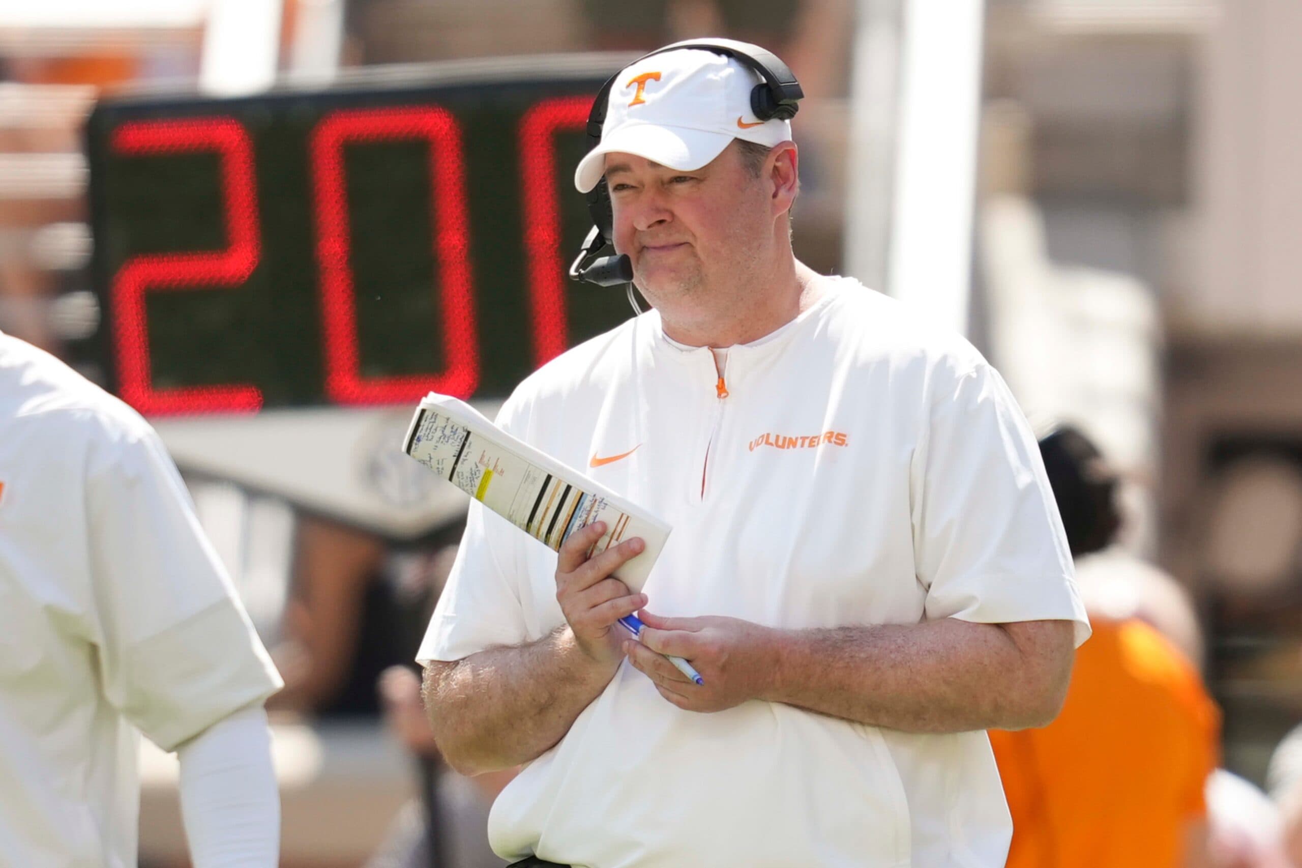 Where the Tennessee Vols rank in ESPN's college football spring Top 25 rankings