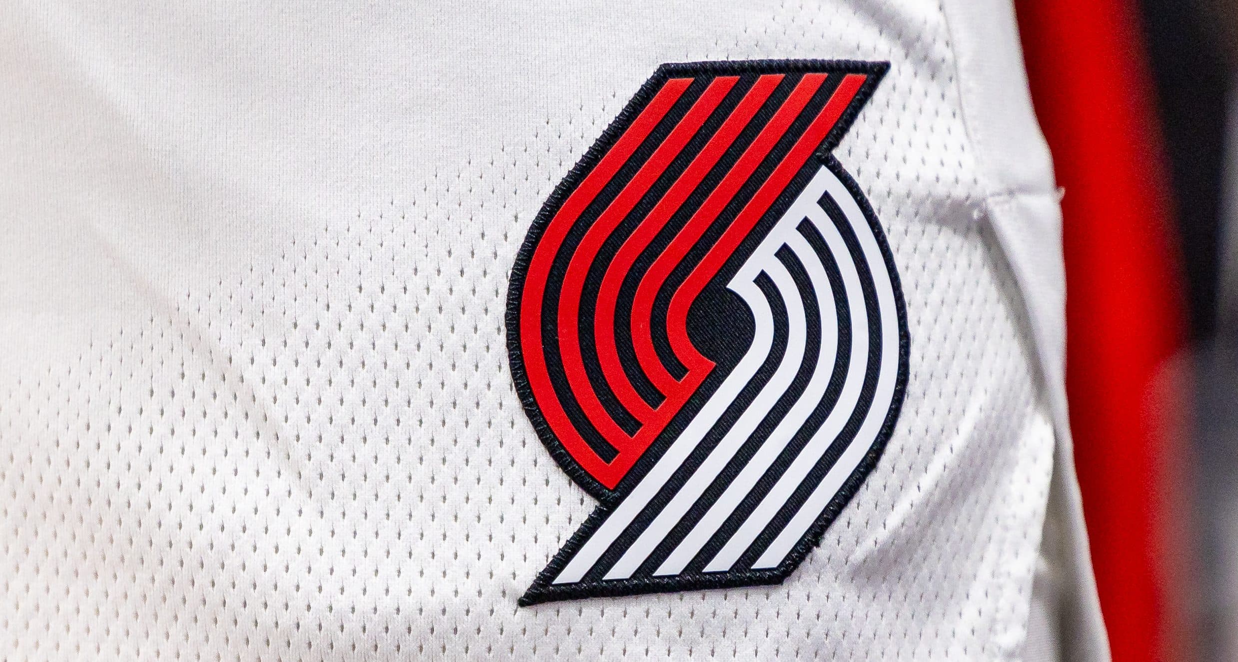 Longtime digital reporter Casey Holdahl let go by Portland Trail Blazers