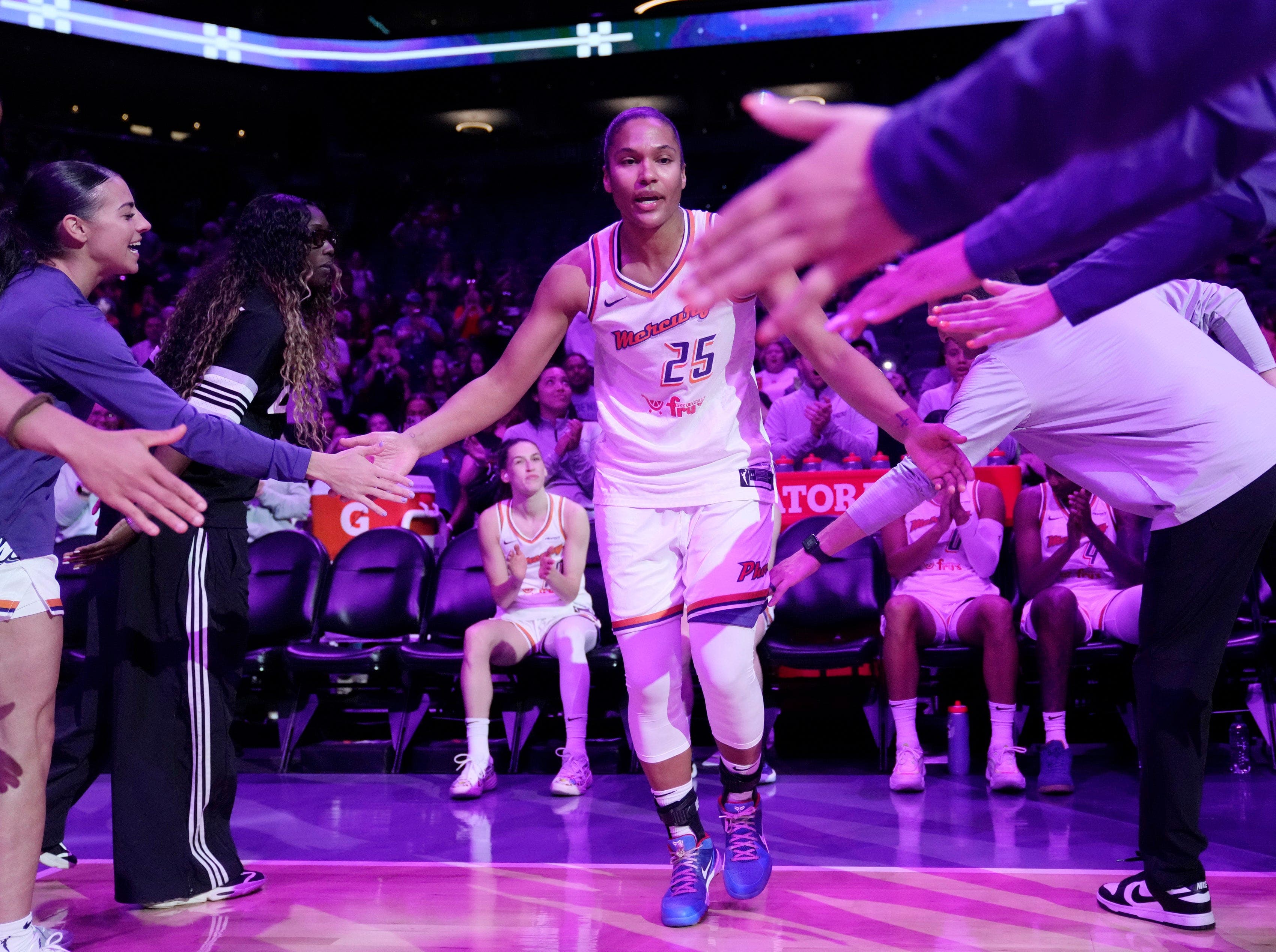 Phoenix Mercury blow out Las Vegas Aces in season opener