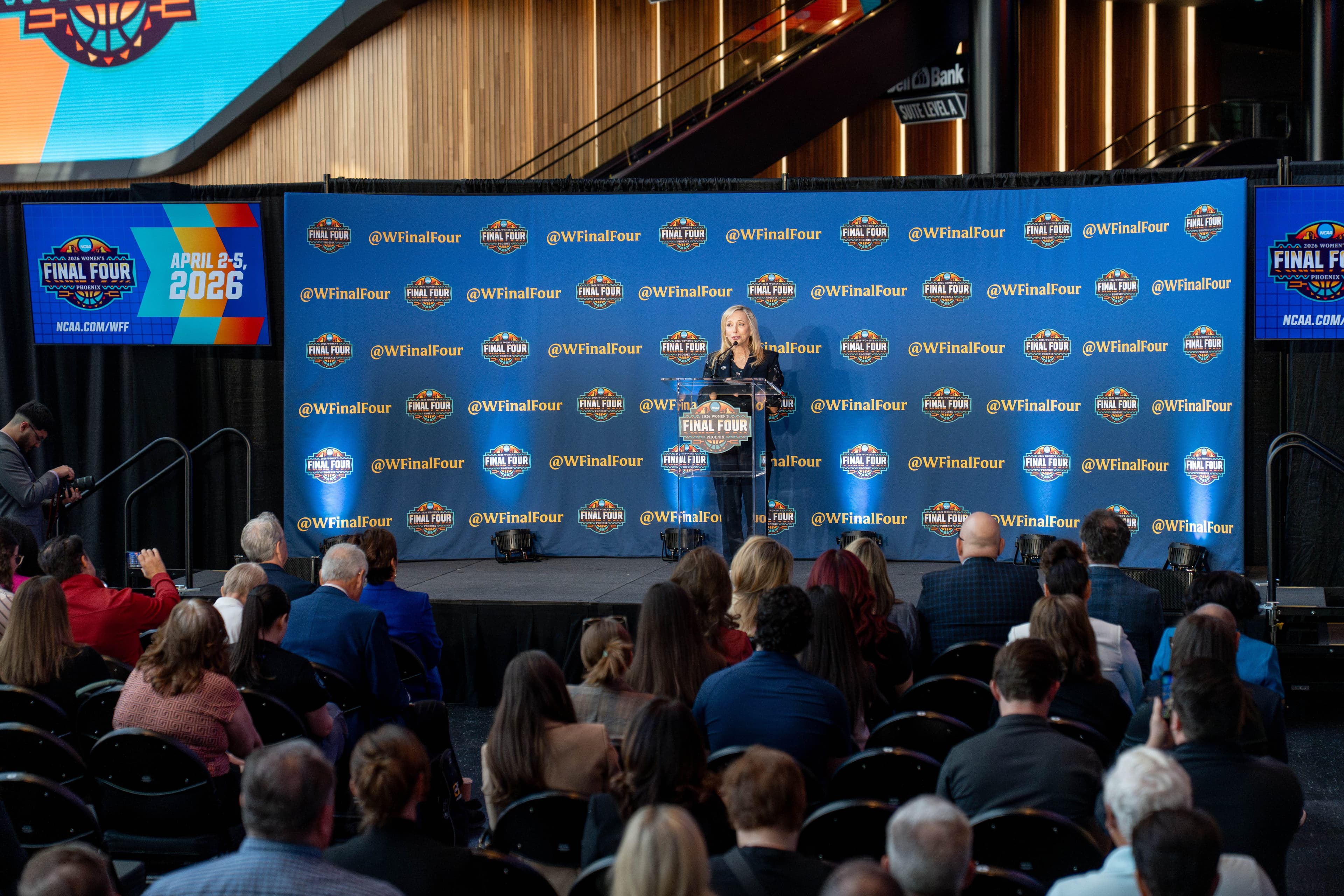 New Orleans Pelicans Dominating Women's Basketball with Play-By-Play Victory Strategies!