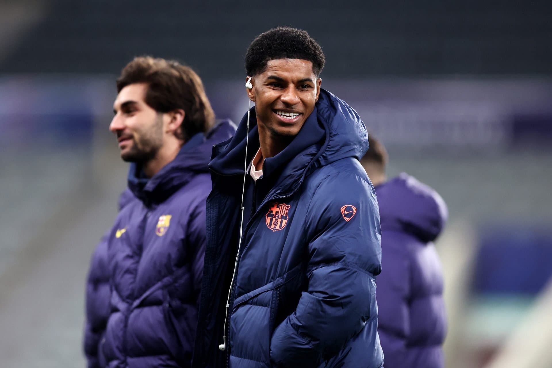 Aston Villa manager to push hard to sign on-loan Barcelona star this summer