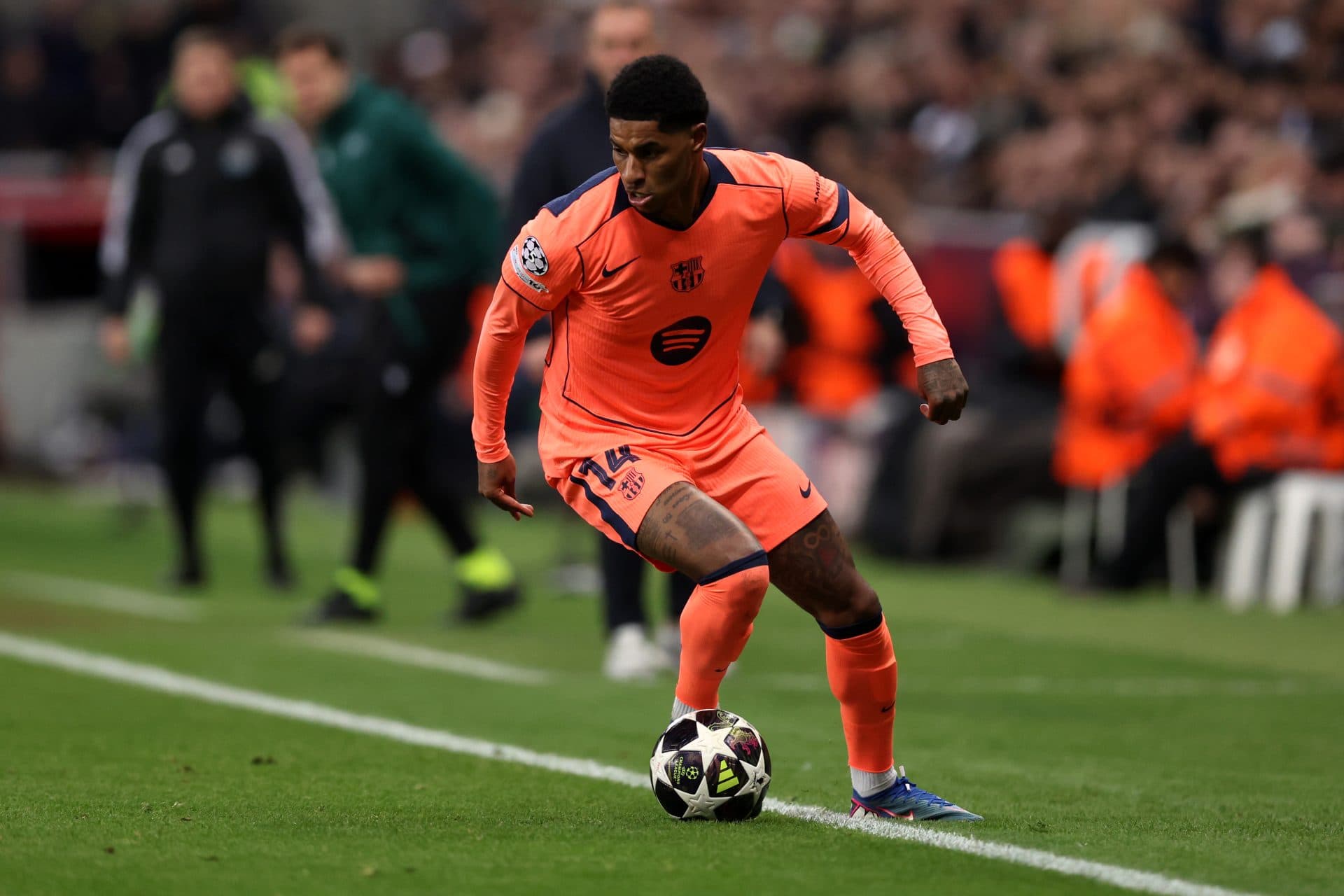 Barcelona exploring new formula to sign Marcus Rashford permanently