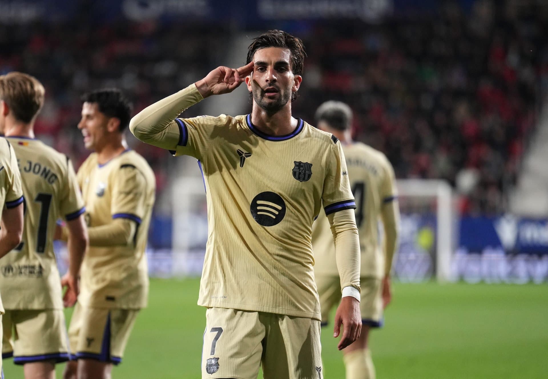 Match-winning moment leaves Barcelona in awkward position regarding forward’s future