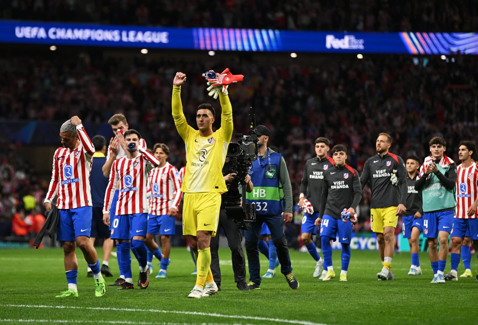 Atletico Madrid star fires back at Barcelona captain over ‘robbery’ claim: ‘It is madness’