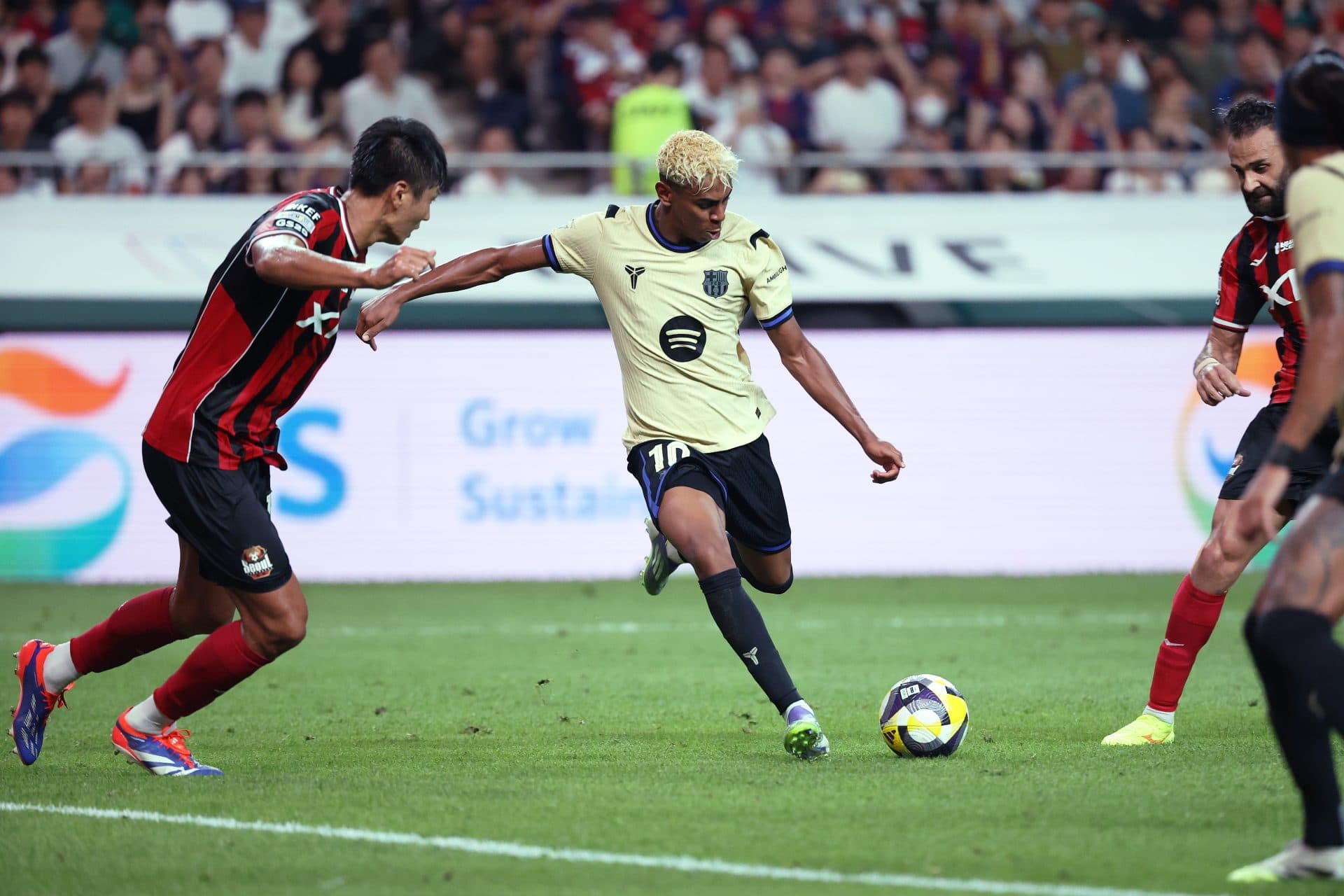 Report – The options Barcelona are considering for summer pre-season camp