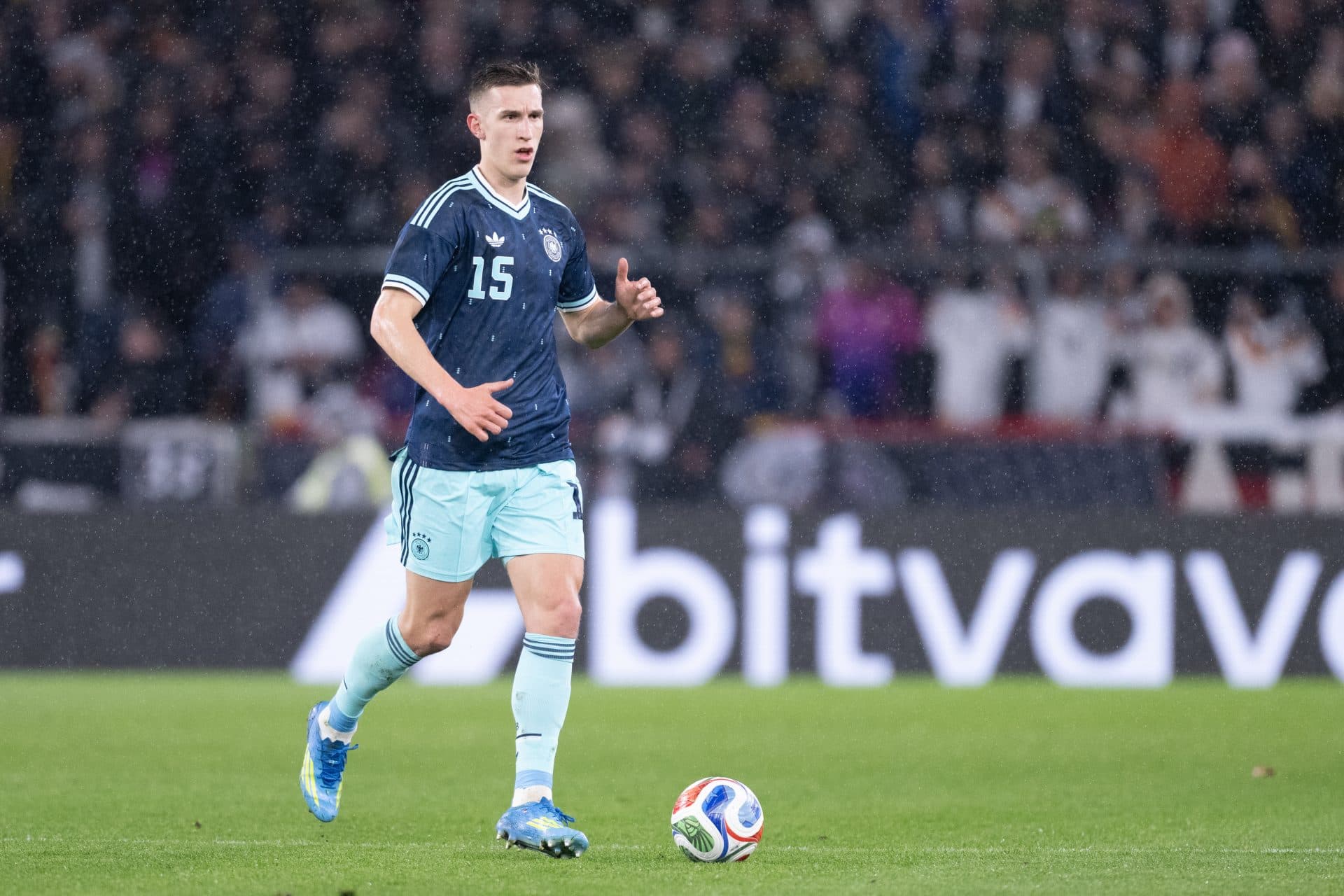 Barcelona target clears air around his rumoured contract renewal: ‘I have to flatly deny it’