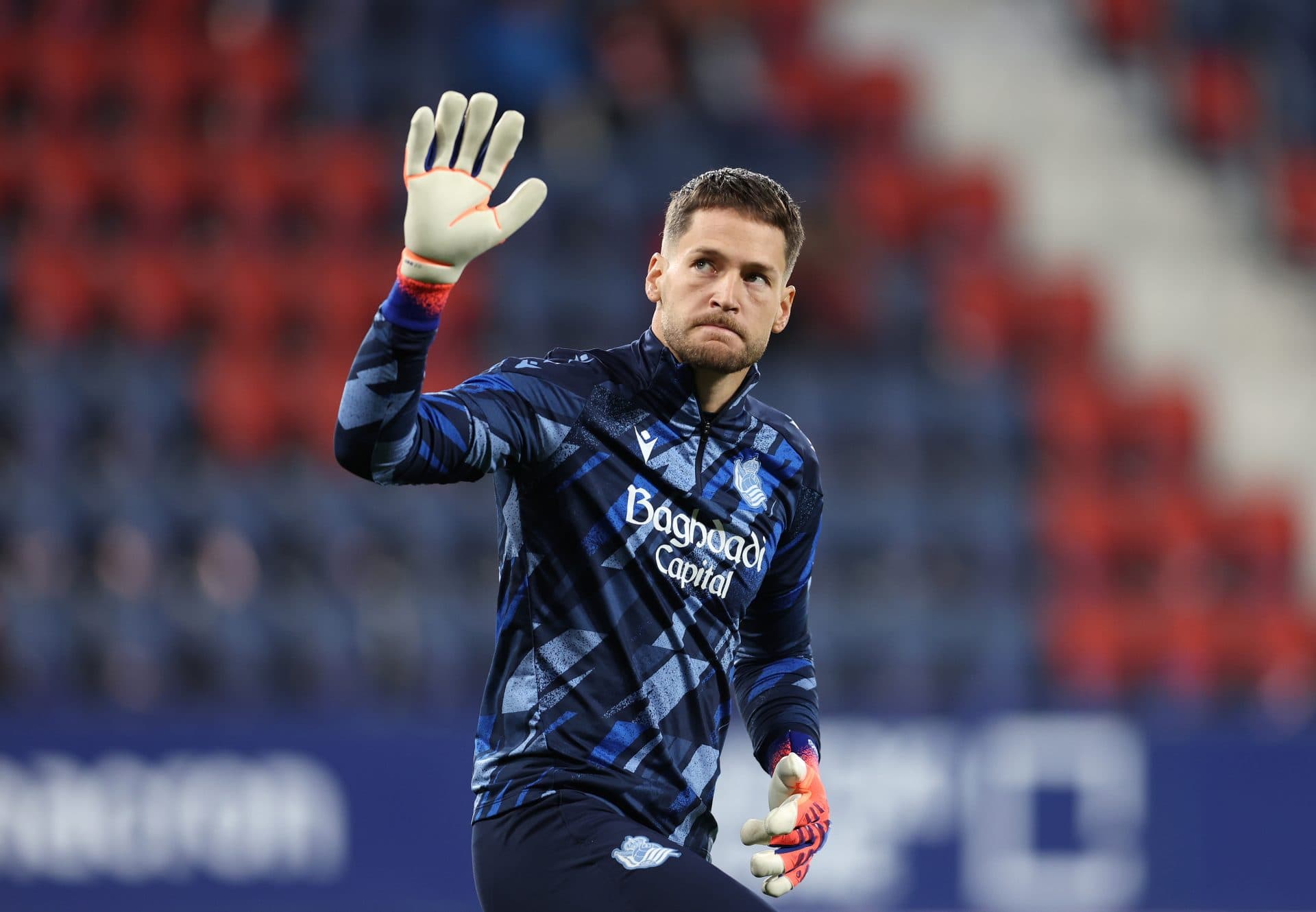 Barcelona target ready to accept backup role to secure summer move