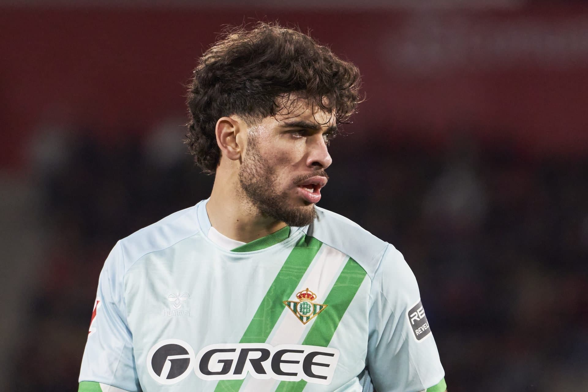 Barcelona interested in re-signing 24-year-old former winger – report