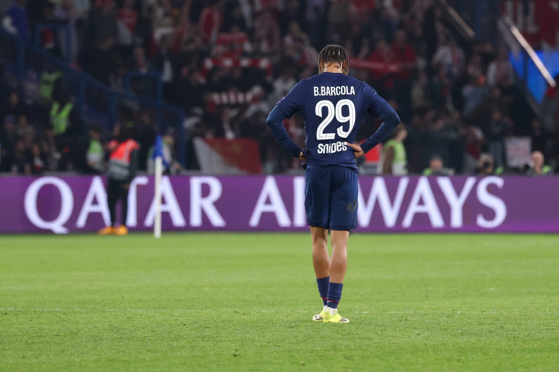 PSG winger considering summer exit as Barcelona weigh up move – report