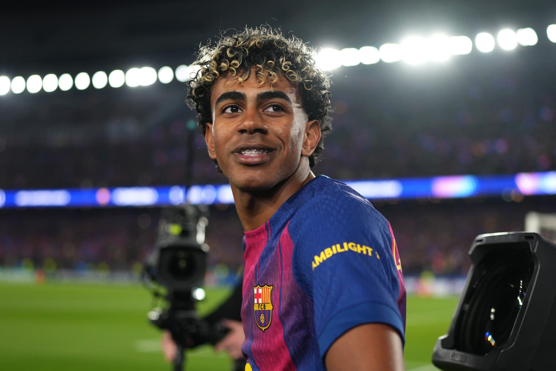 Barcelona prodigy one goal away from breaking Haaland’s Champions League record