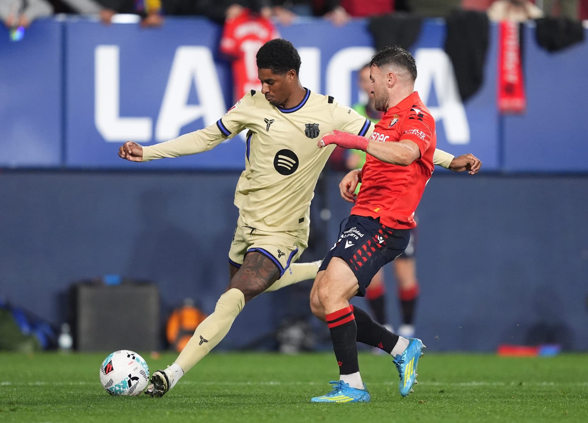 Arsenal, Bayern Munich monitoring on-loan Barcelona star with uncertain future