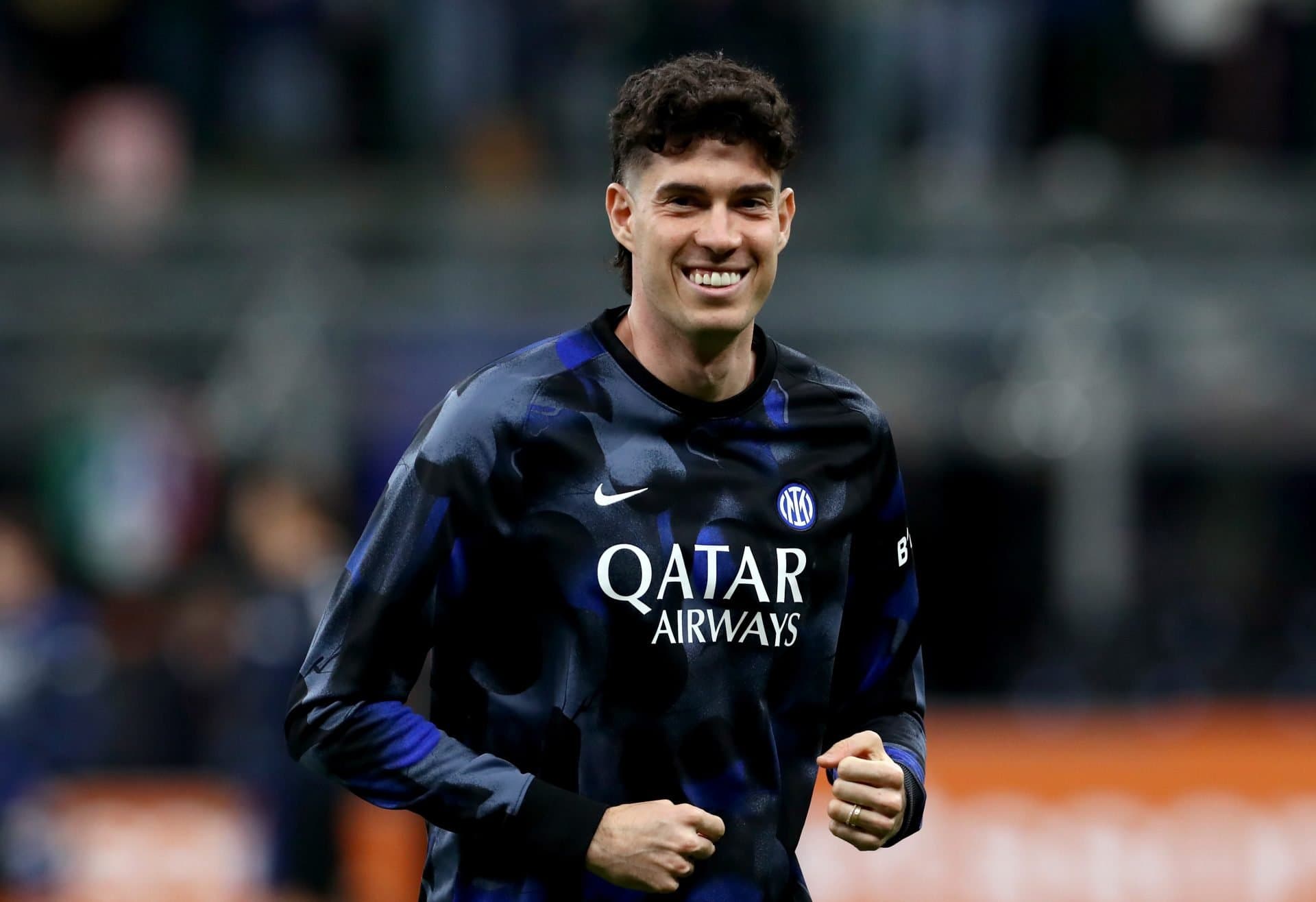 Barcelona require major sales to fund priority signing