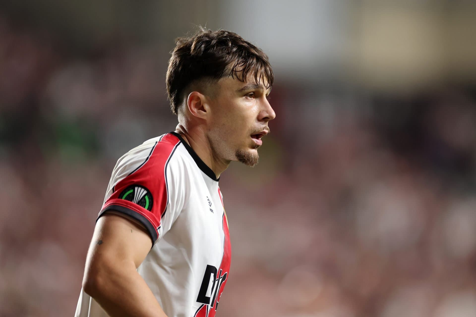 Barcelona reignite interest in La Liga full-back with €25m release clause