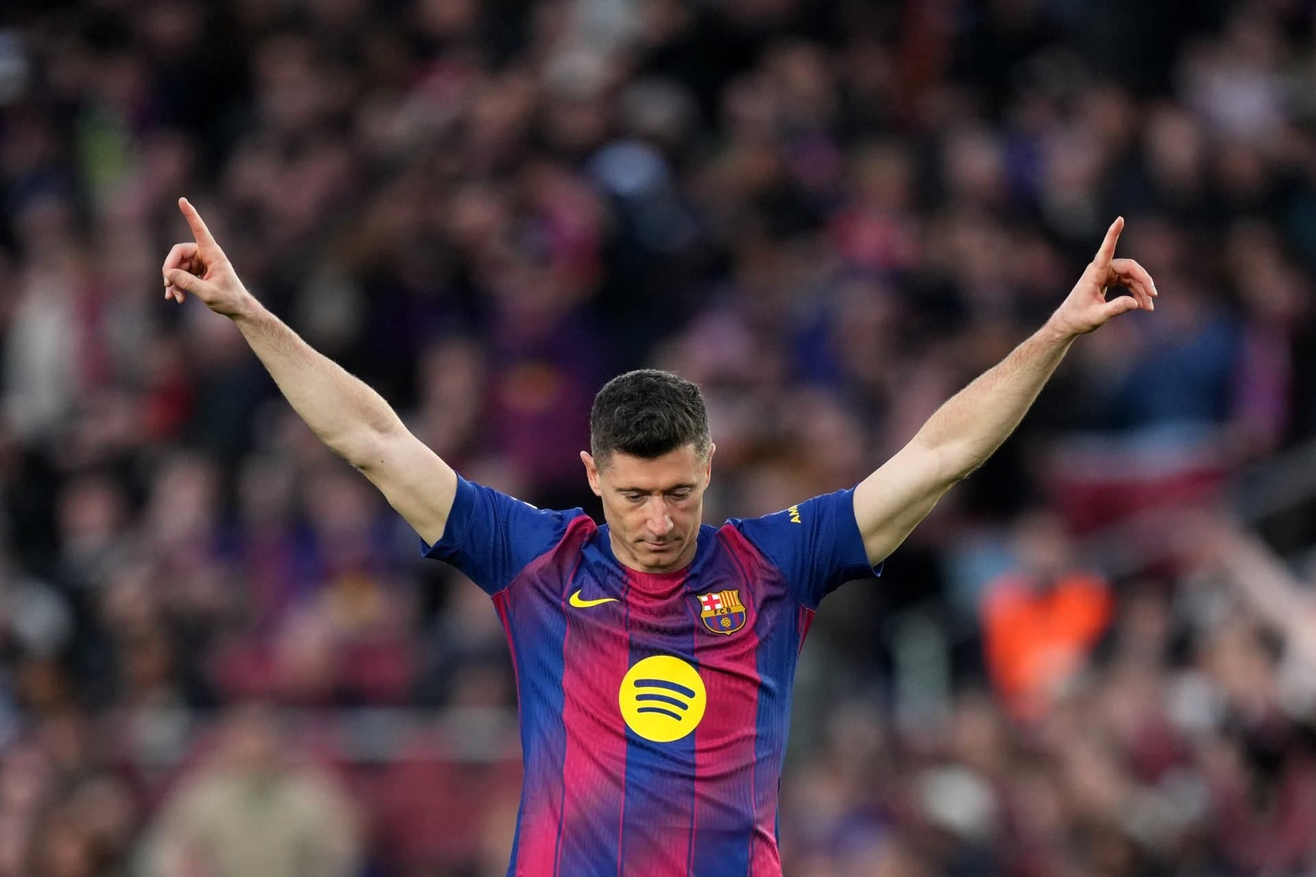 Barcelona superstar breaks silence on Serie A interest – ‘We will talk soon’