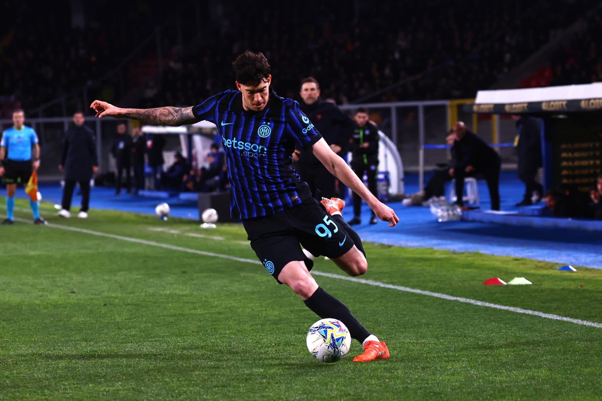 Serie A giants give green light to Barcelona to open initial talks for priority target