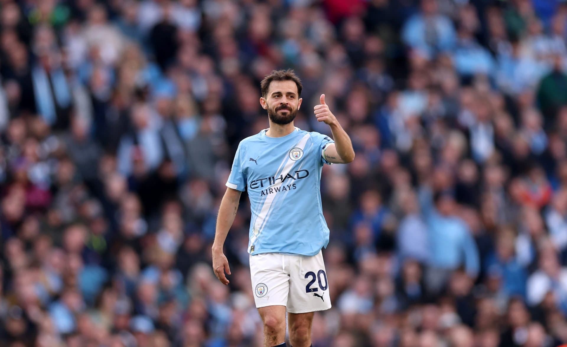 Barcelona view Manchester City veteran star as a backup option for the summer