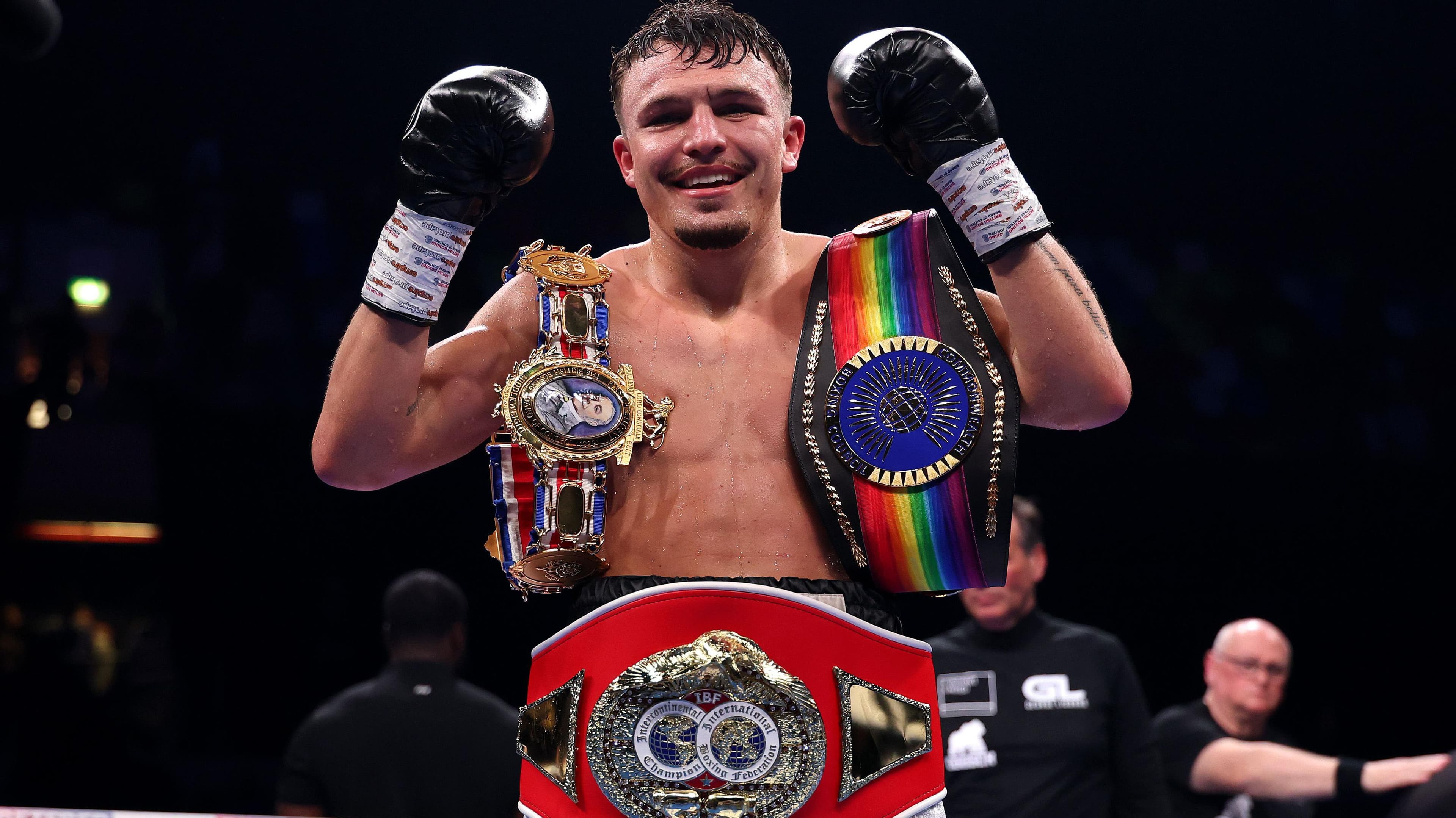 'Throwback' Liddard targets world title shot