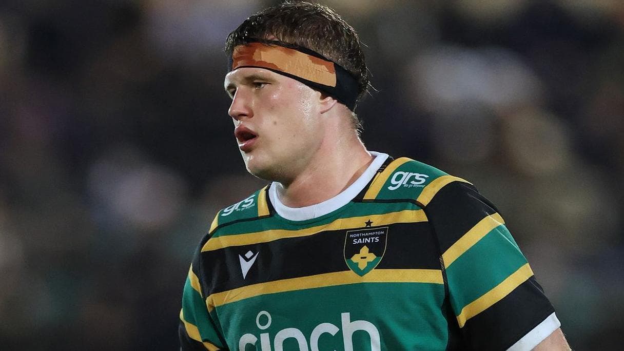 Benson signs Northampton contract extension
