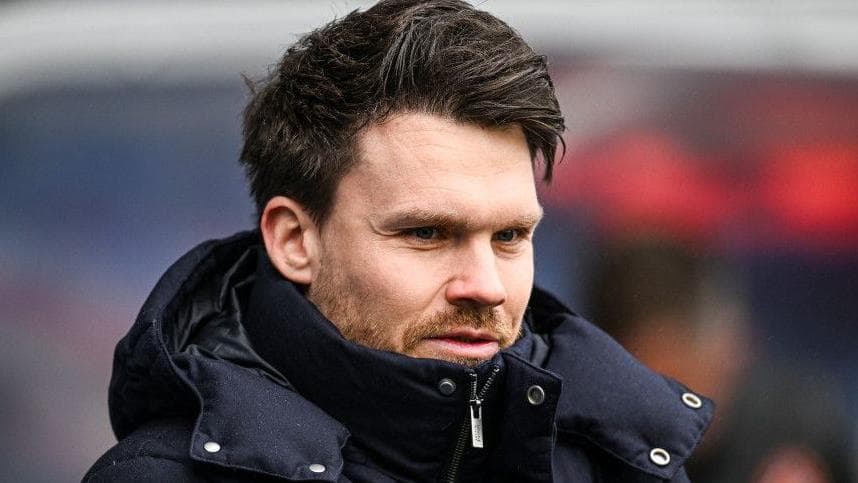 Rohl won't watch title rivals as Rangers enjoy top spot