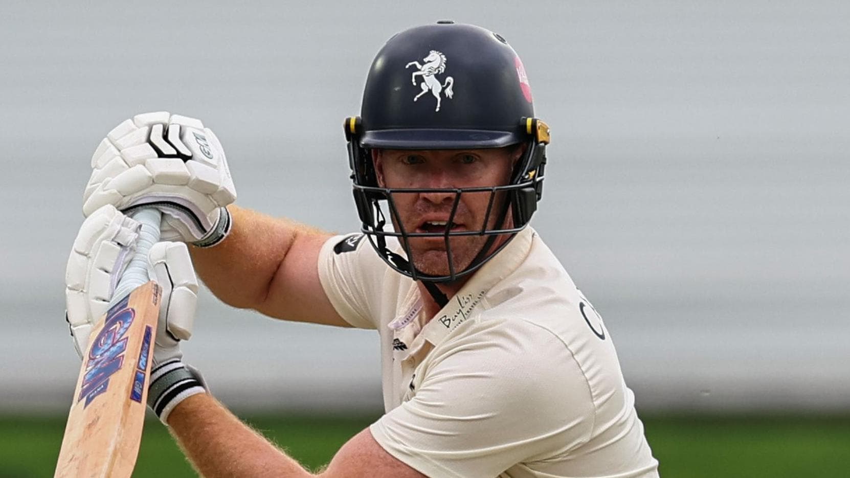 Northants frustrated at Kent by rain and Compton ton