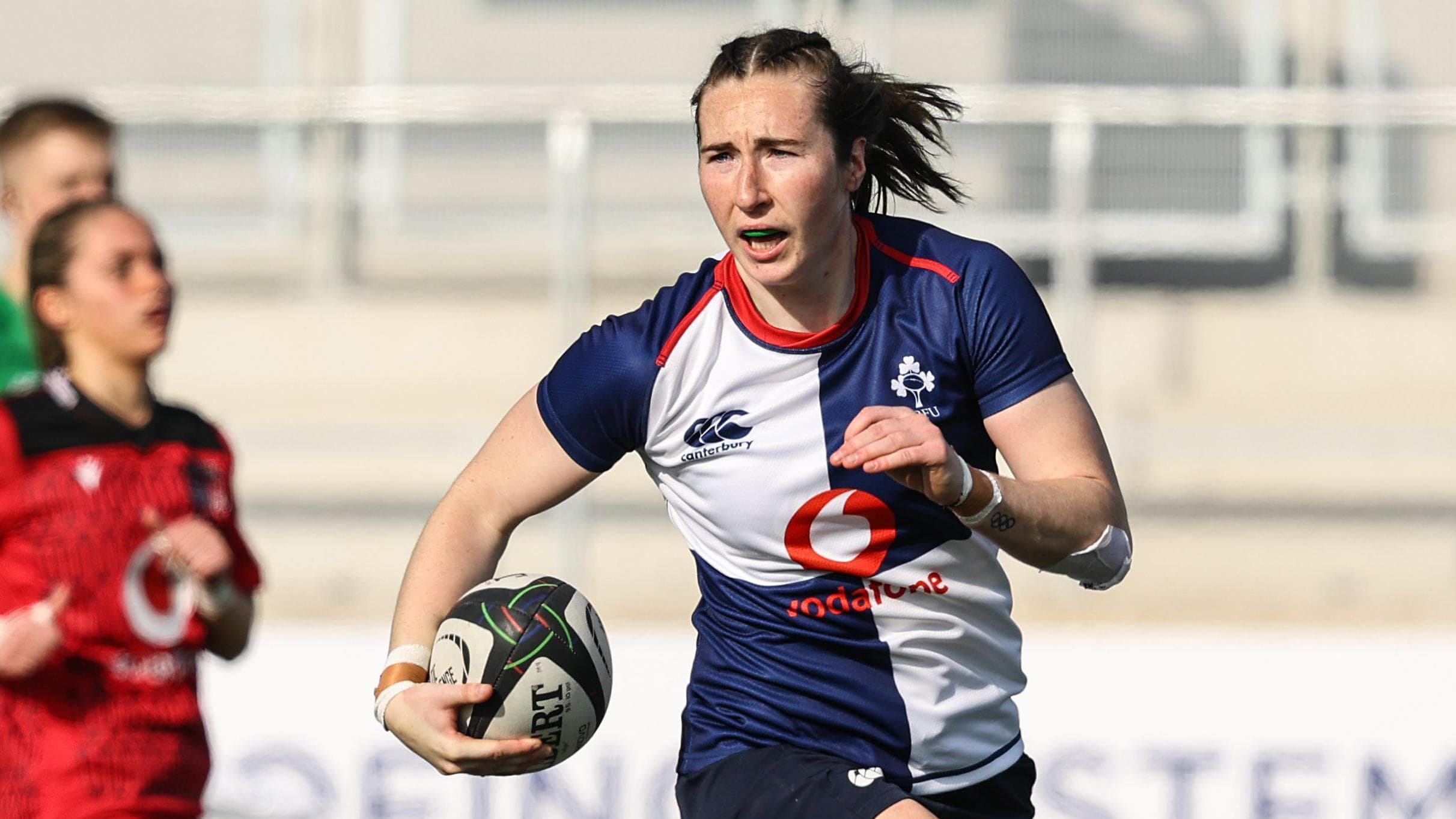 Wolfhounds defeat Thunder to set up Clovers final