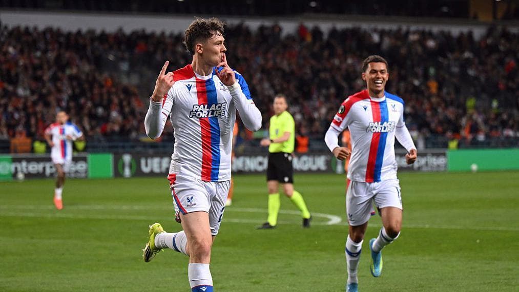 Analysis: Palace step up