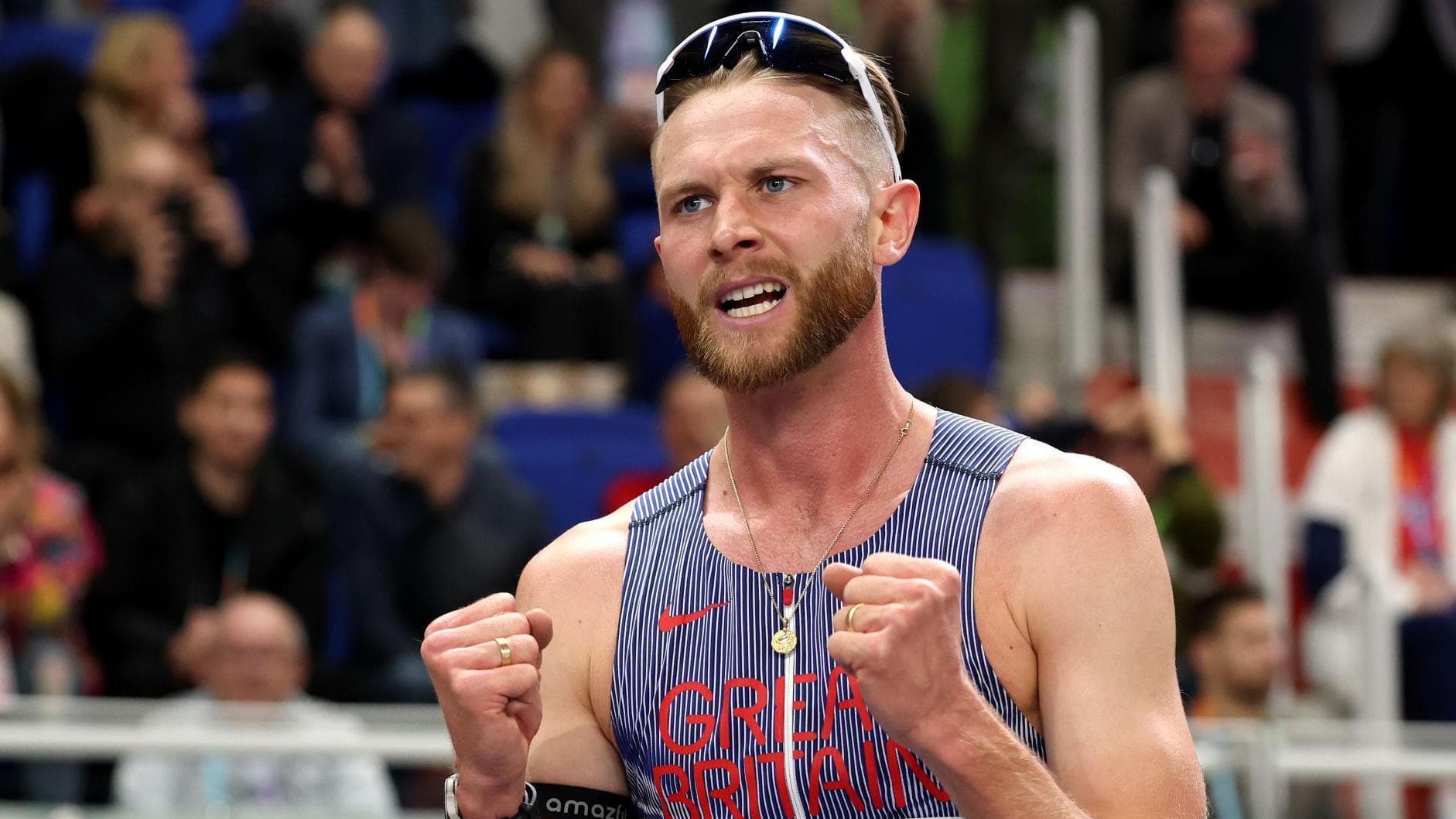 GB's Kerr reclaims world indoor 3,000m title