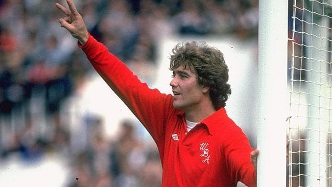 Former West Brom keeper Godden dies aged 70