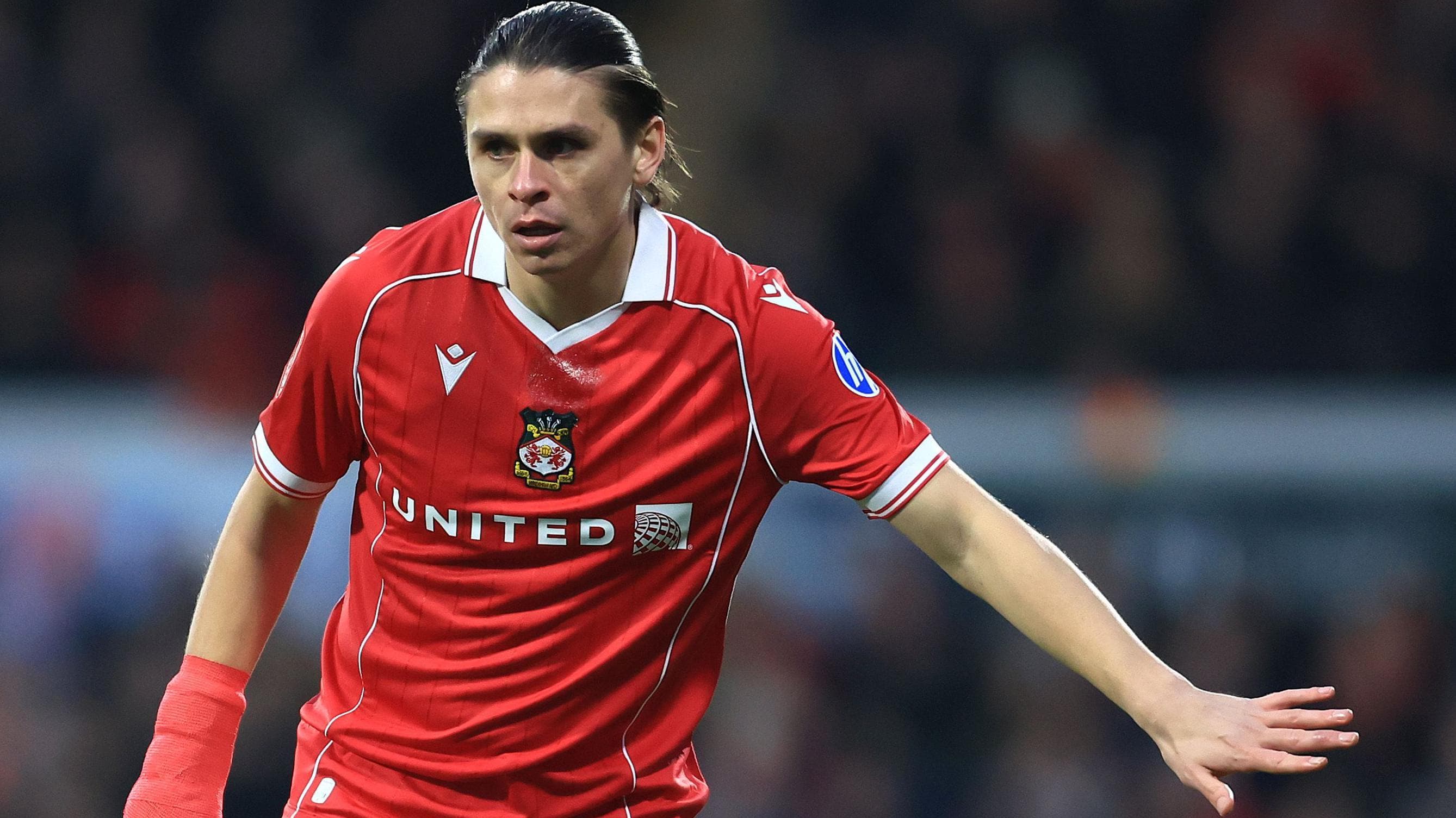 Wrexham will 'give it a good go' in push for promotion