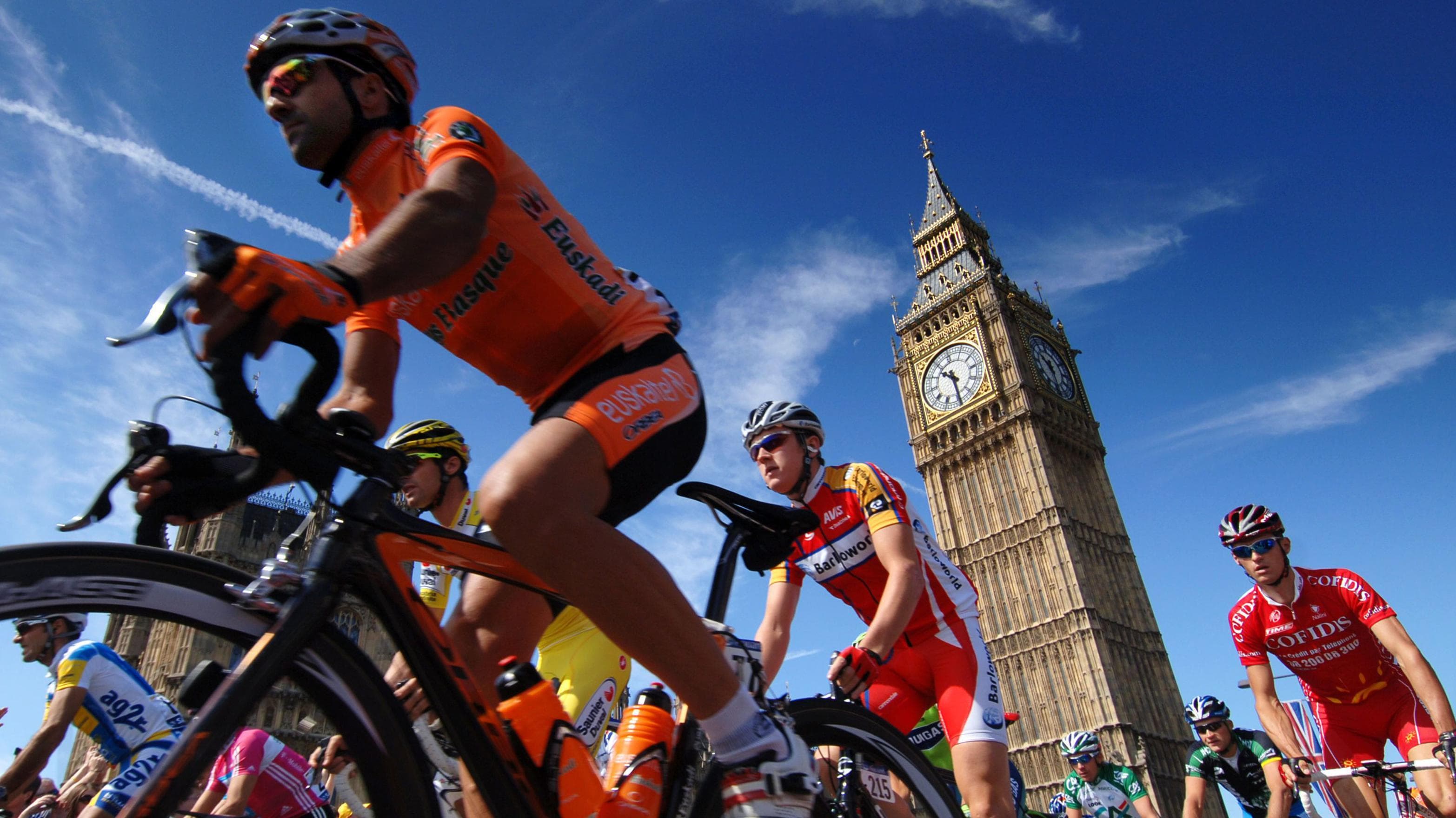 Arts students gear up to make mark on Le Tour