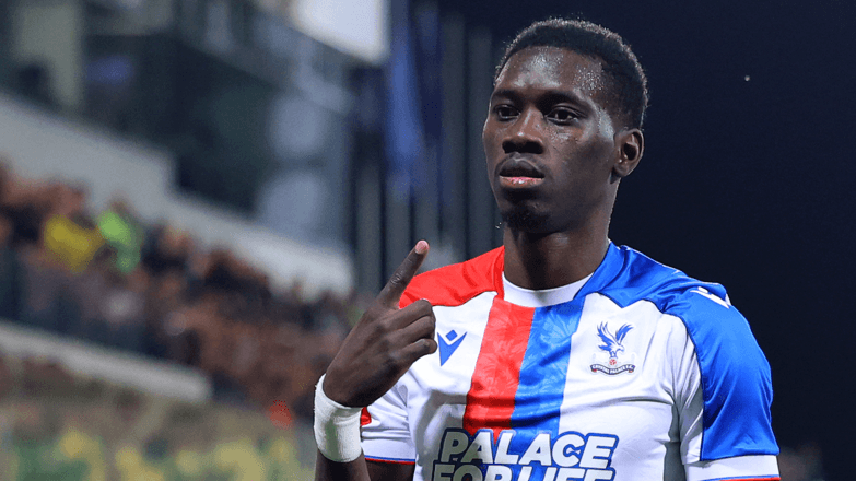 Palace beat nine-man AEK Larnaca for last-eight spot