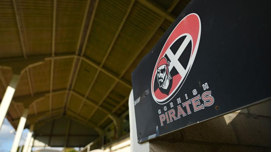 Full-back Mawson signs new Cornish Pirates deal
