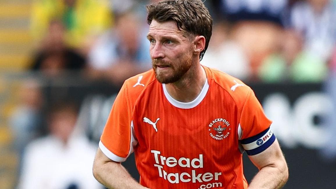 Doncaster re-sign full-back Husband