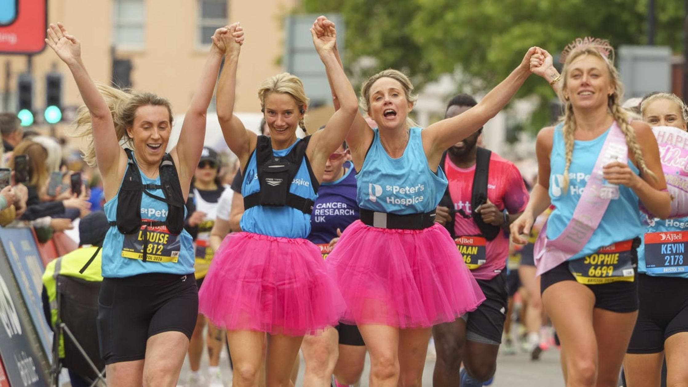 Thousands take part in annual Great Bristol Run